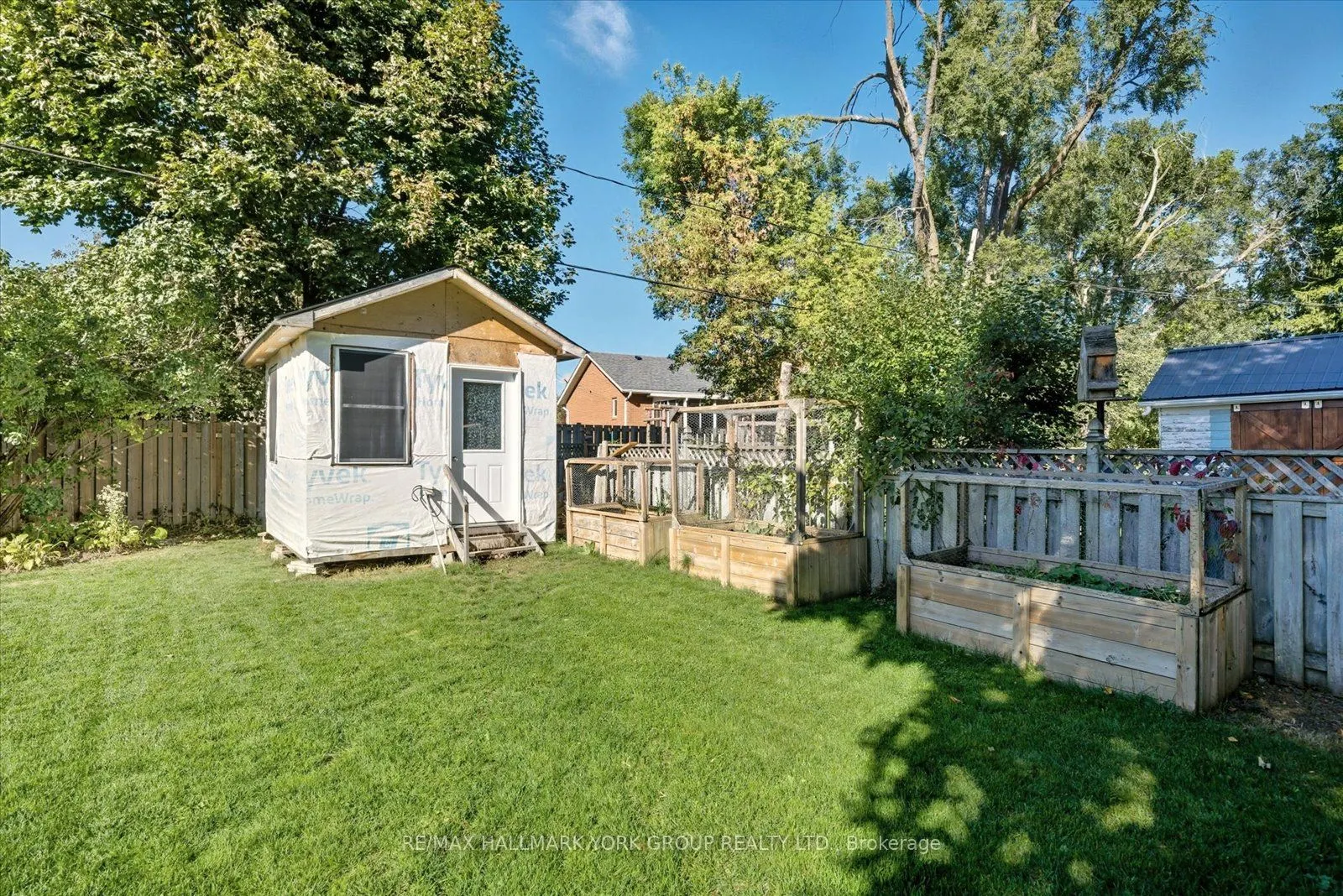 24 Churchill Crescent