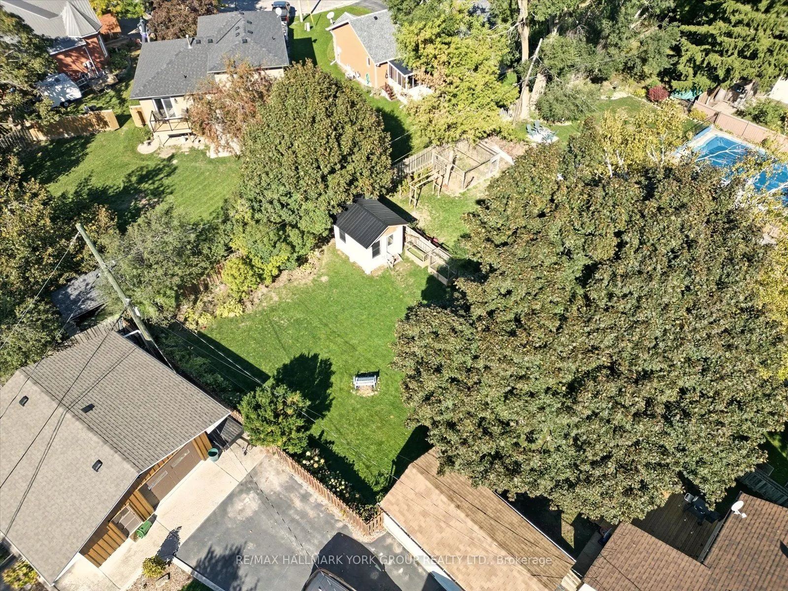24 Churchill Crescent