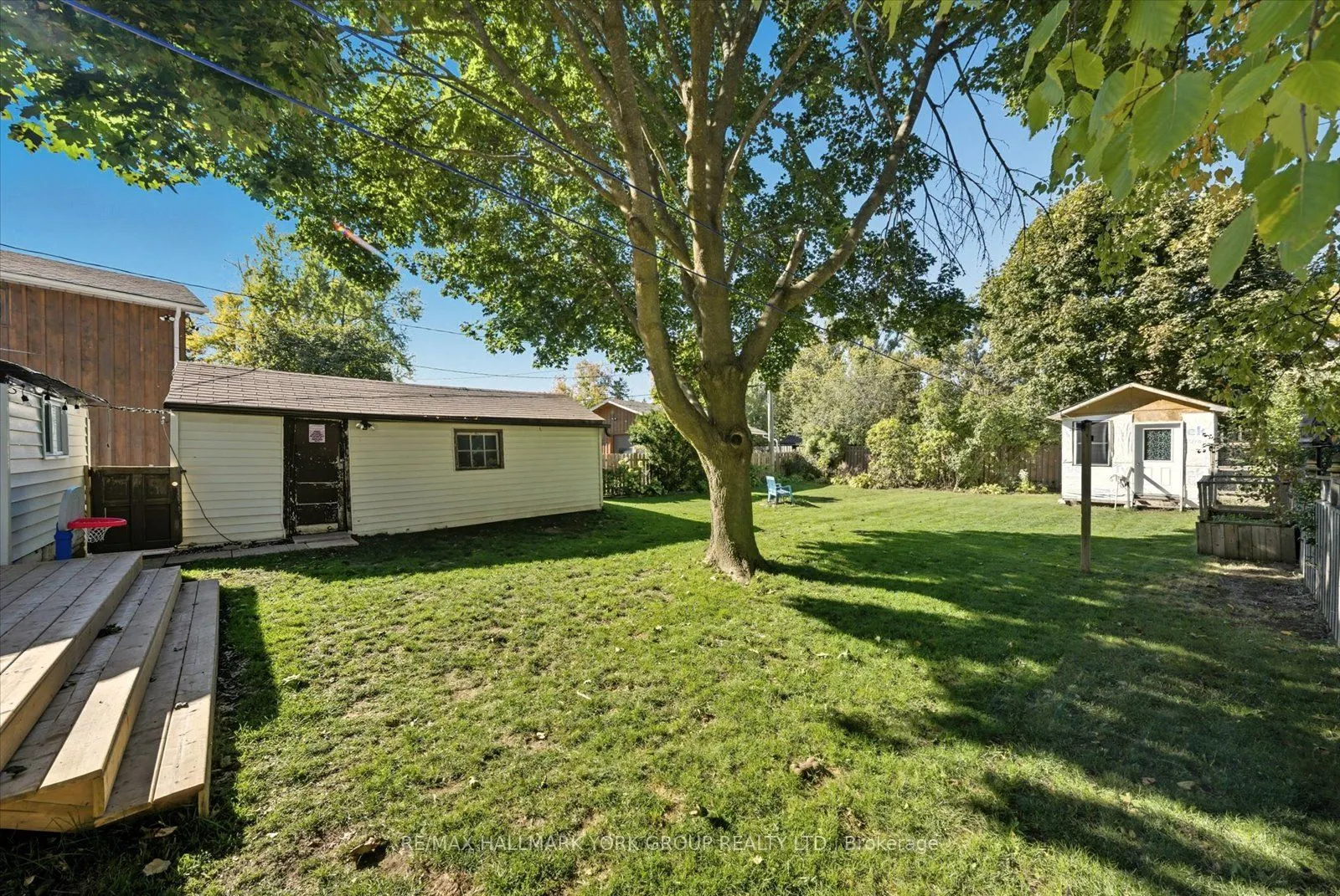 24 Churchill Crescent