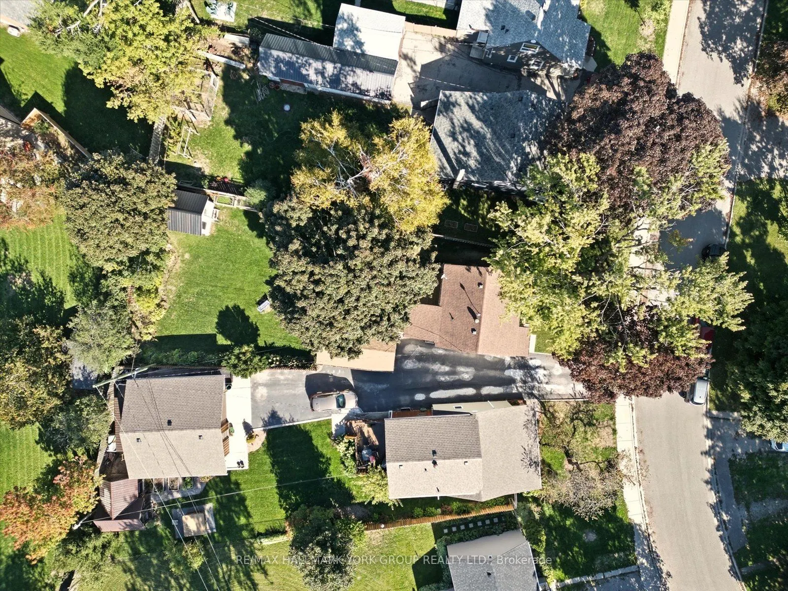 24 Churchill Crescent