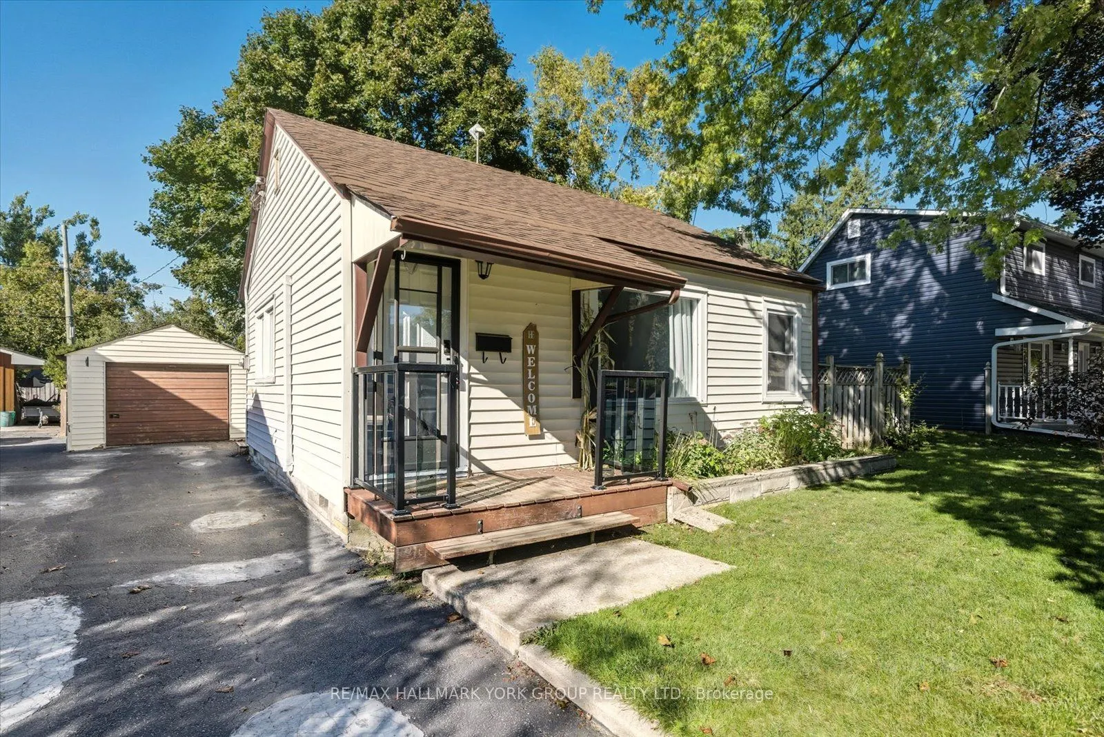 24 Churchill Crescent