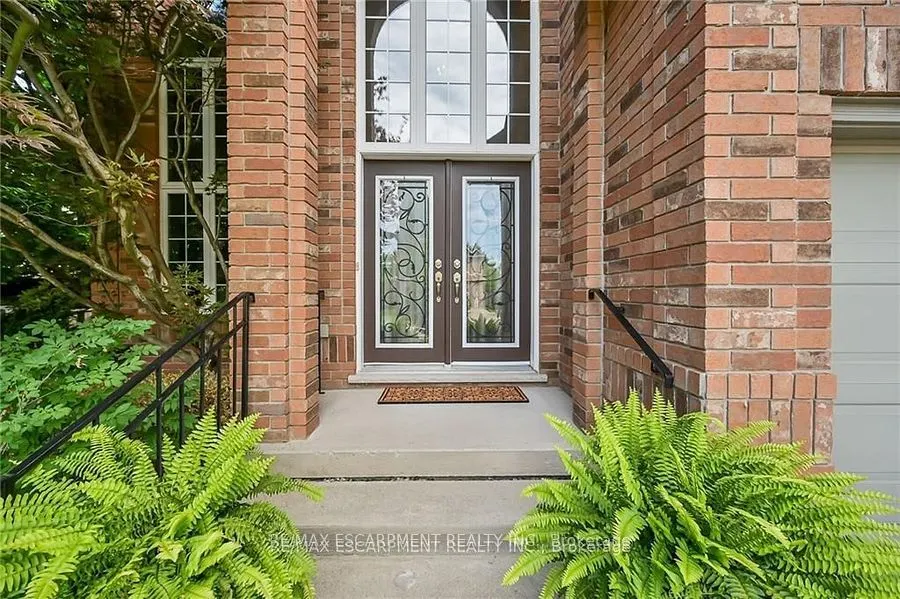 15 Pelham Drive
