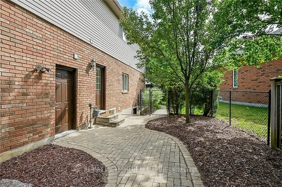 15 Pelham Drive