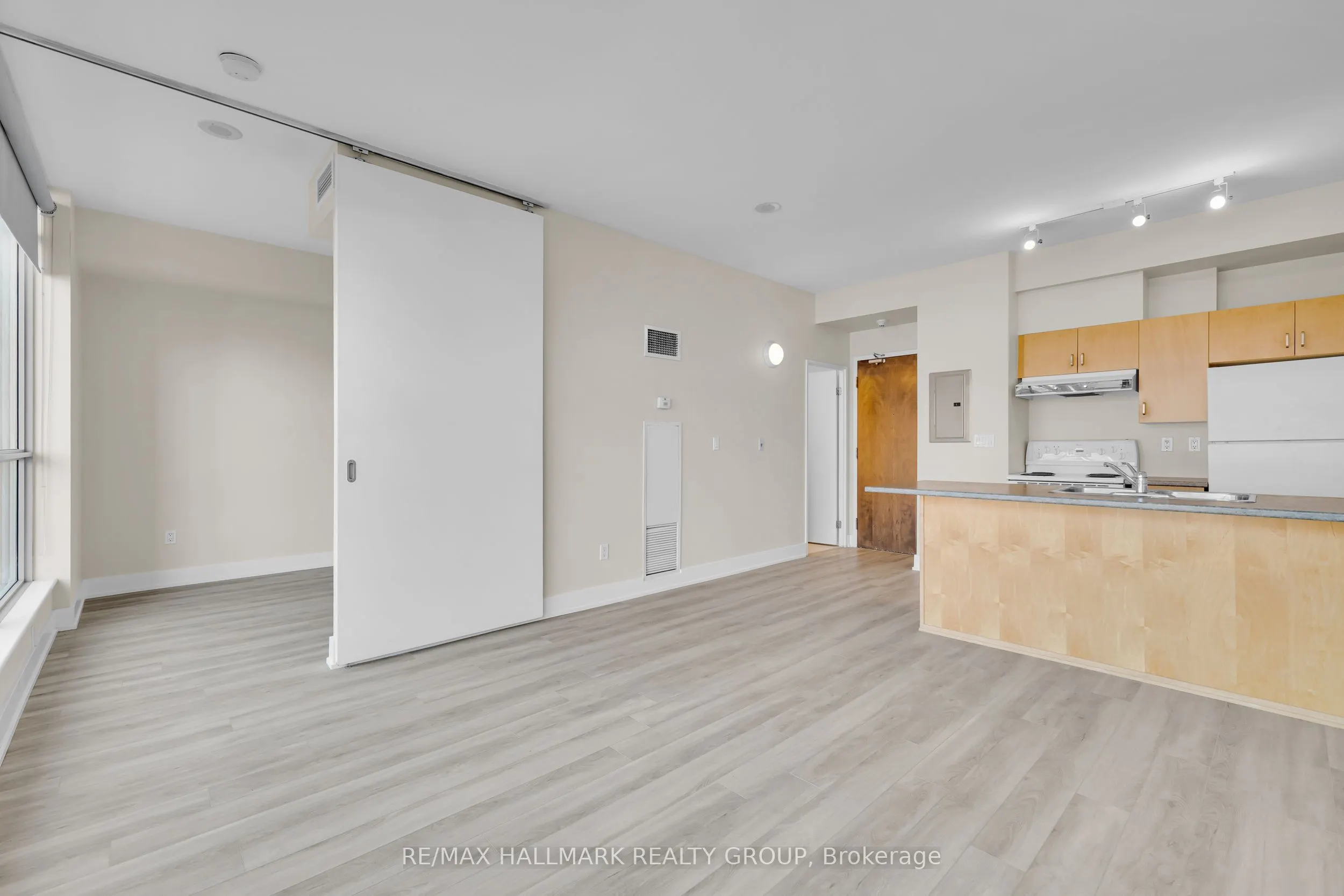 180 York Street, #210