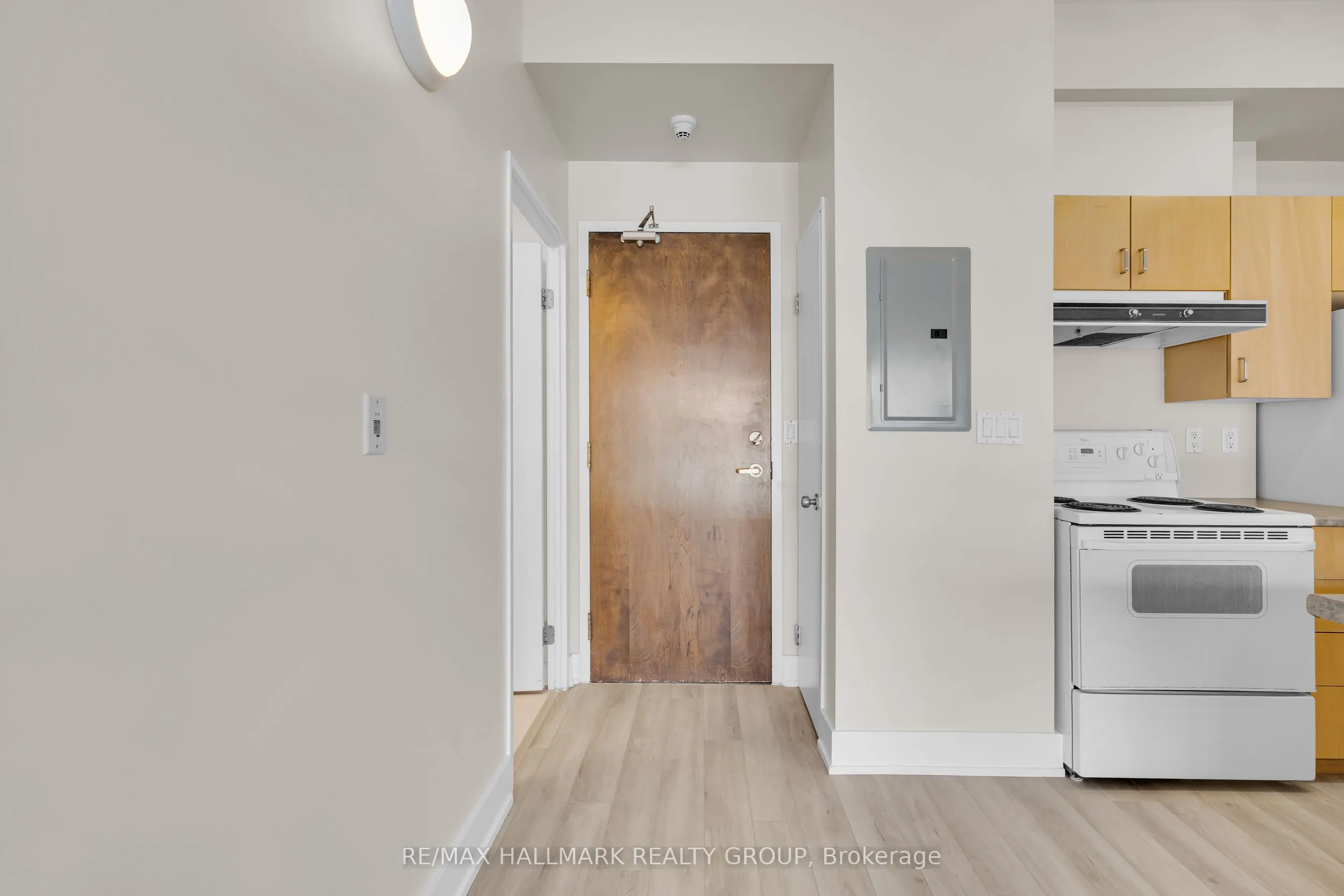 180 York Street, #210