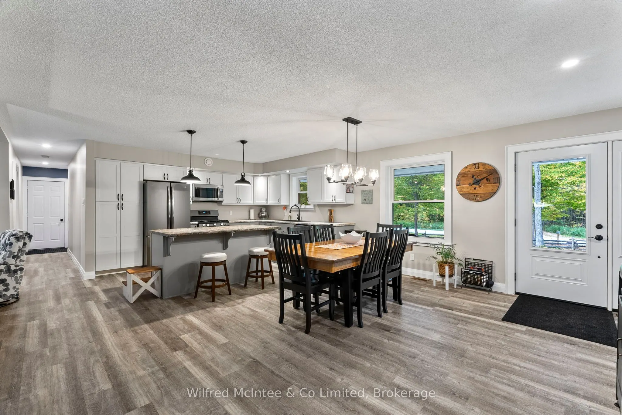 442289 Concession 21