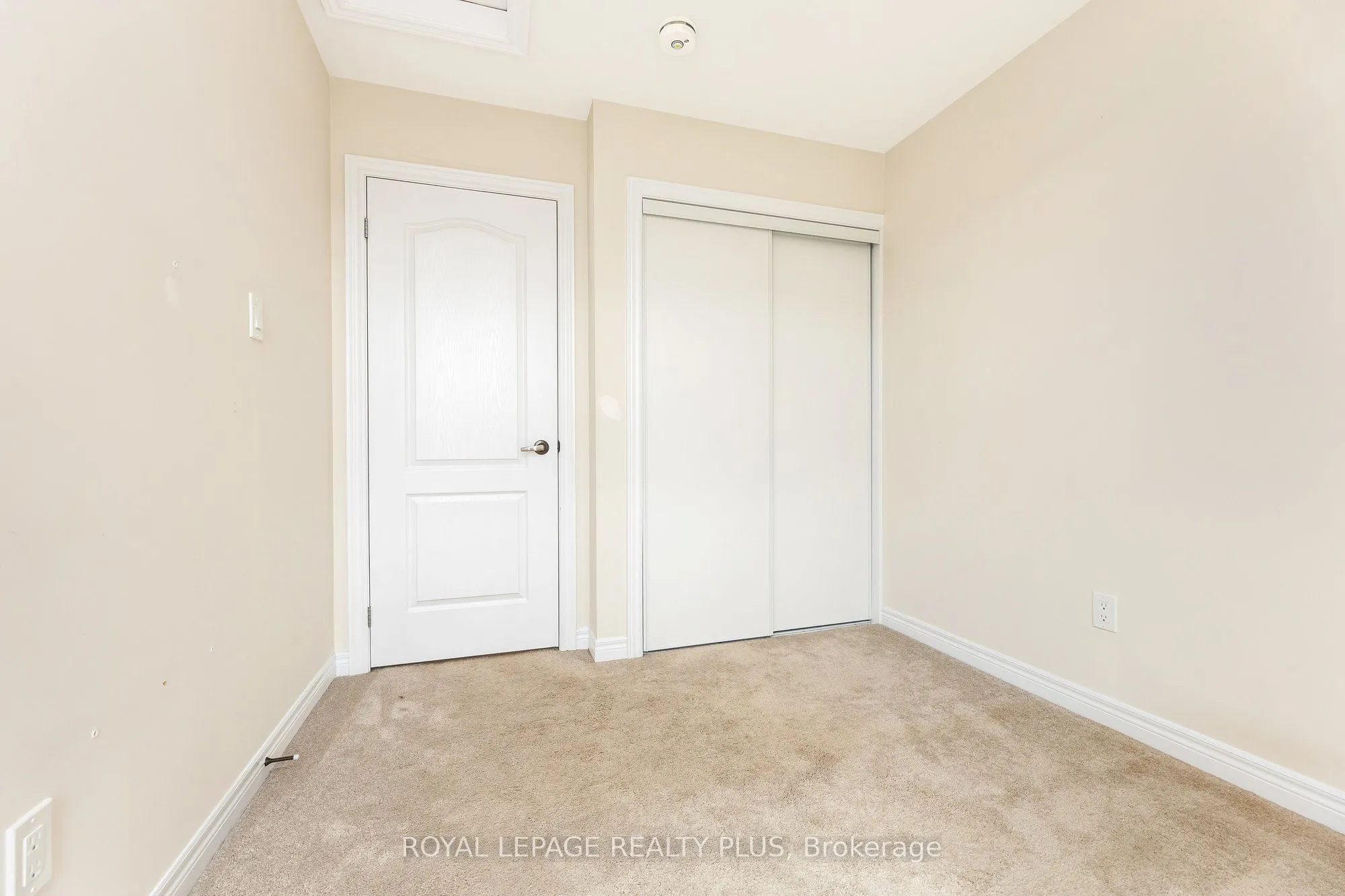 120 Watson Parkway N, #1