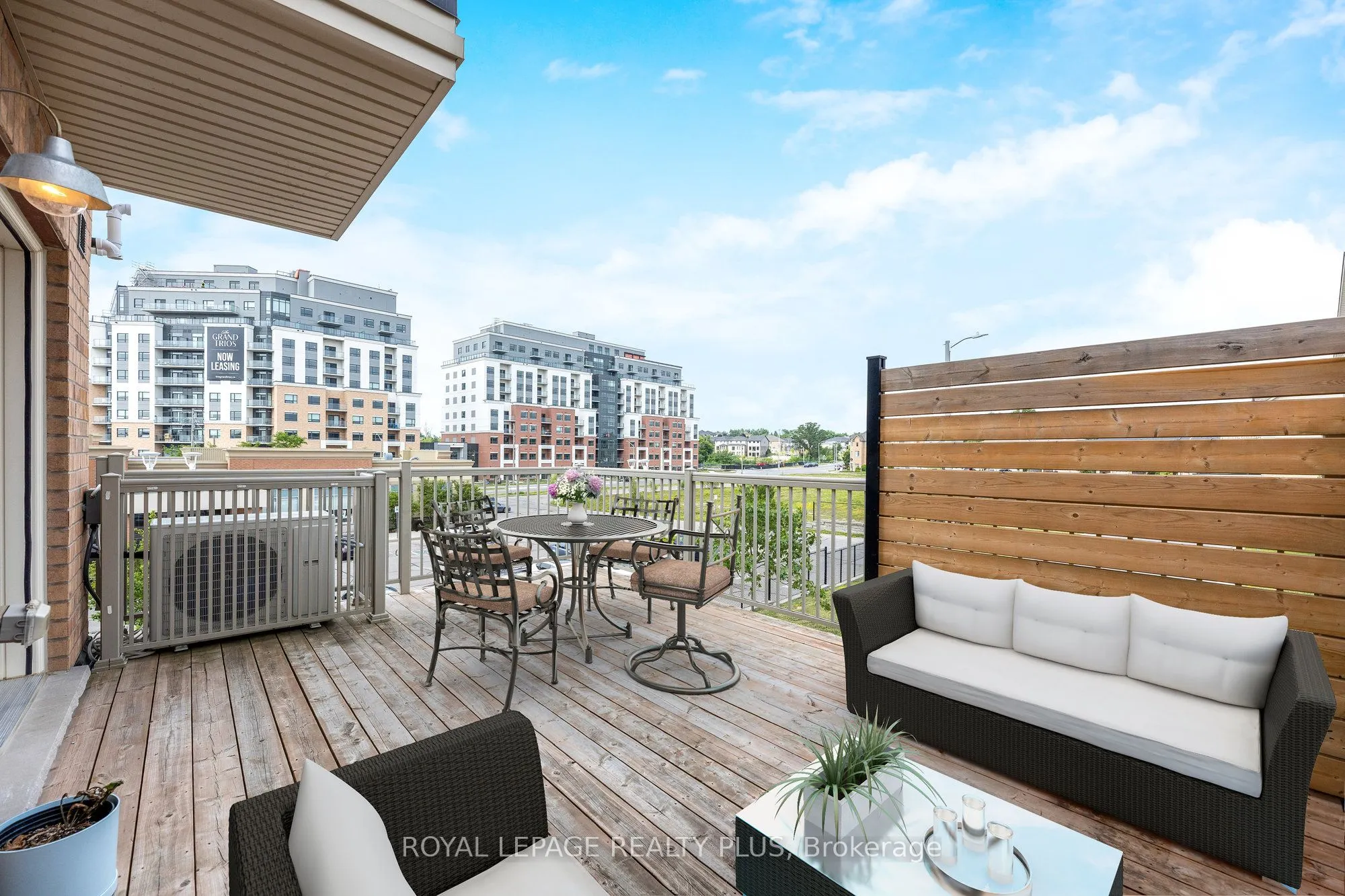 120 Watson Parkway N, #1