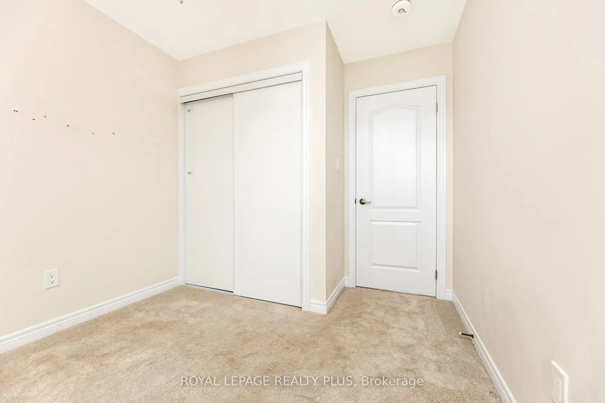 120 Watson Parkway N, #1