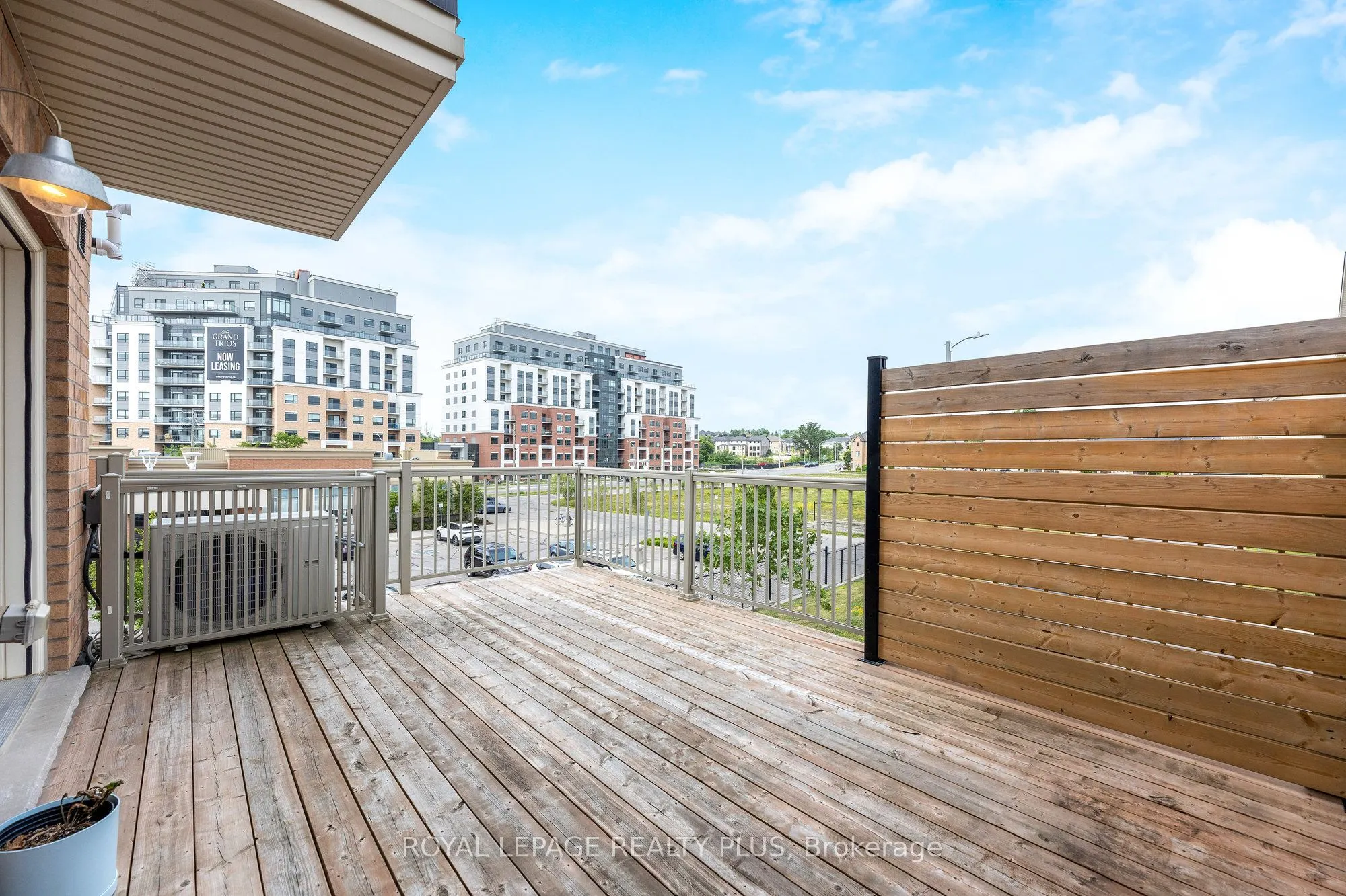 120 Watson Parkway N, #1