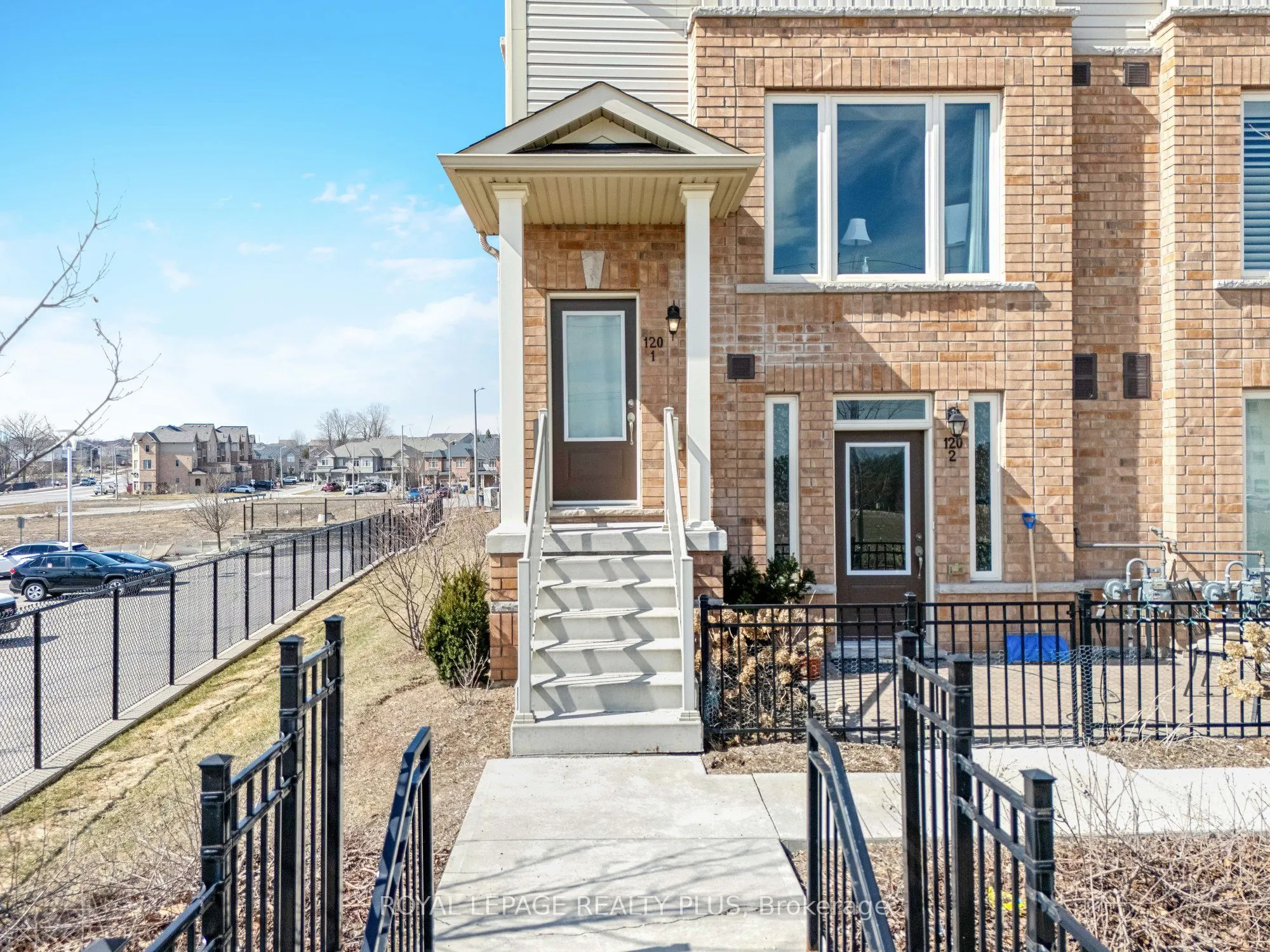 120 Watson Parkway N, #1
