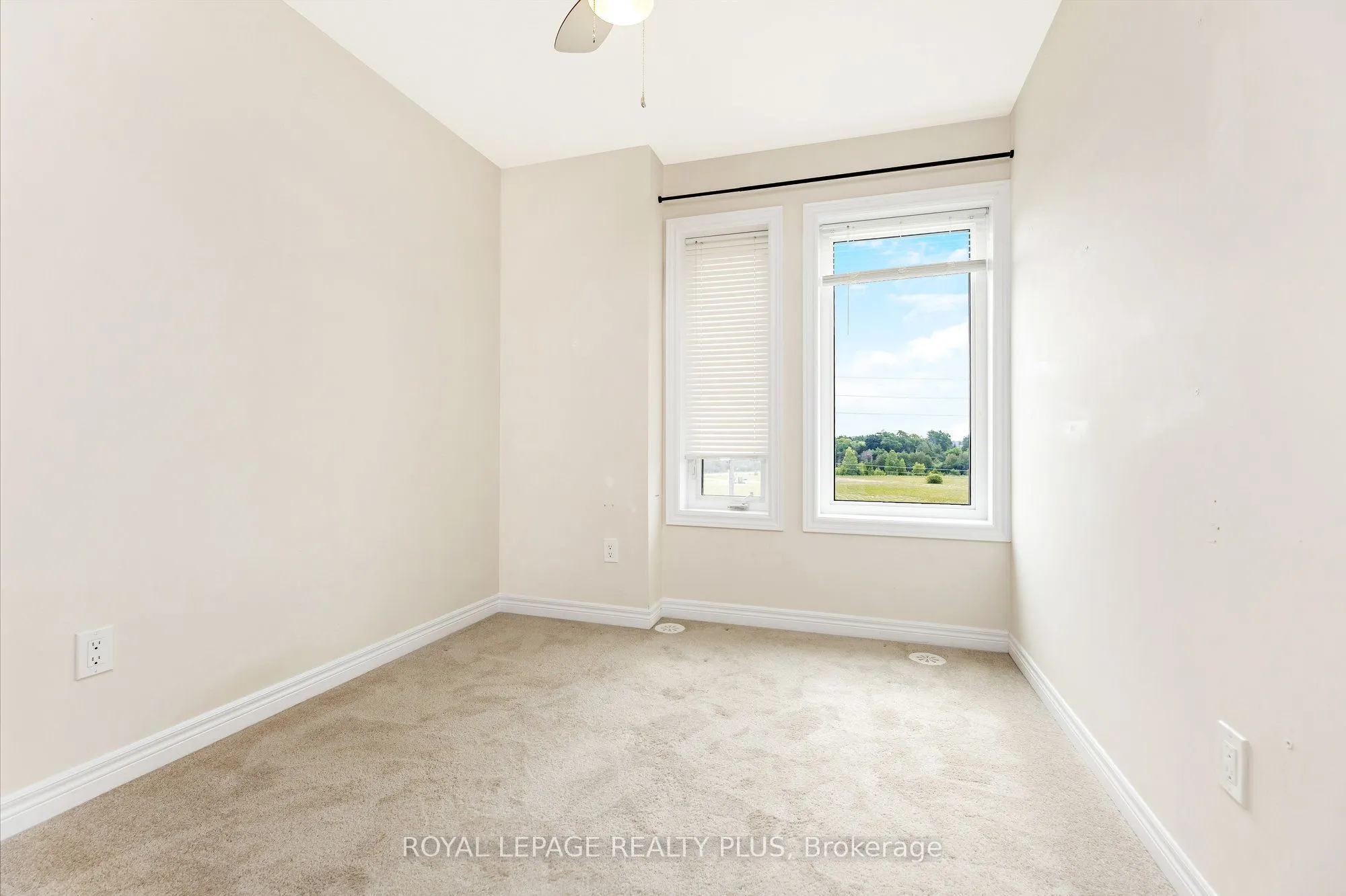 120 Watson Parkway N, #1