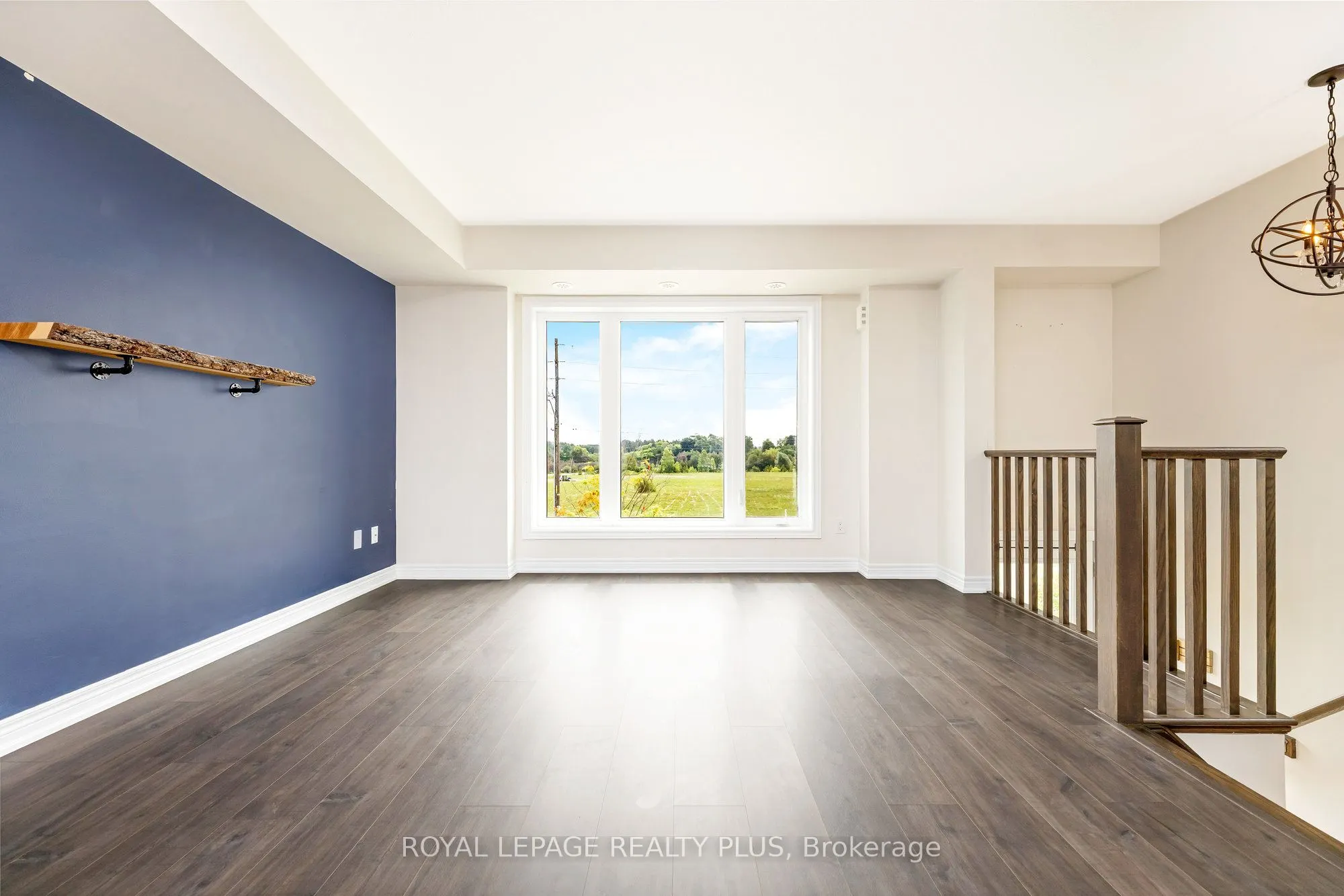 120 Watson Parkway N, #1
