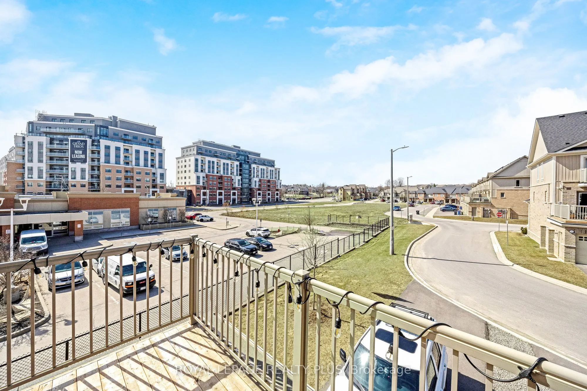 120 Watson Parkway N, #1