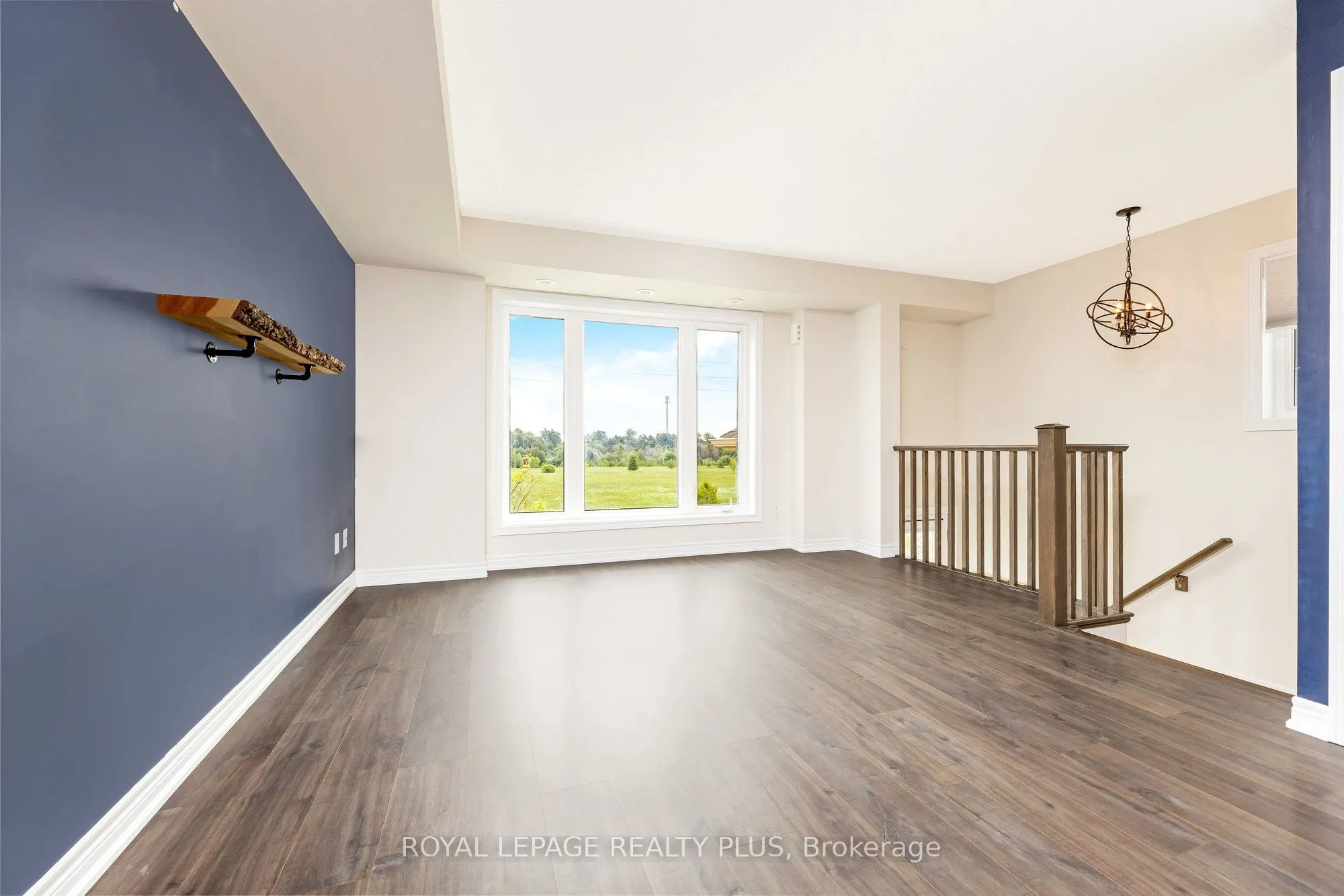 120 Watson Parkway N, #1