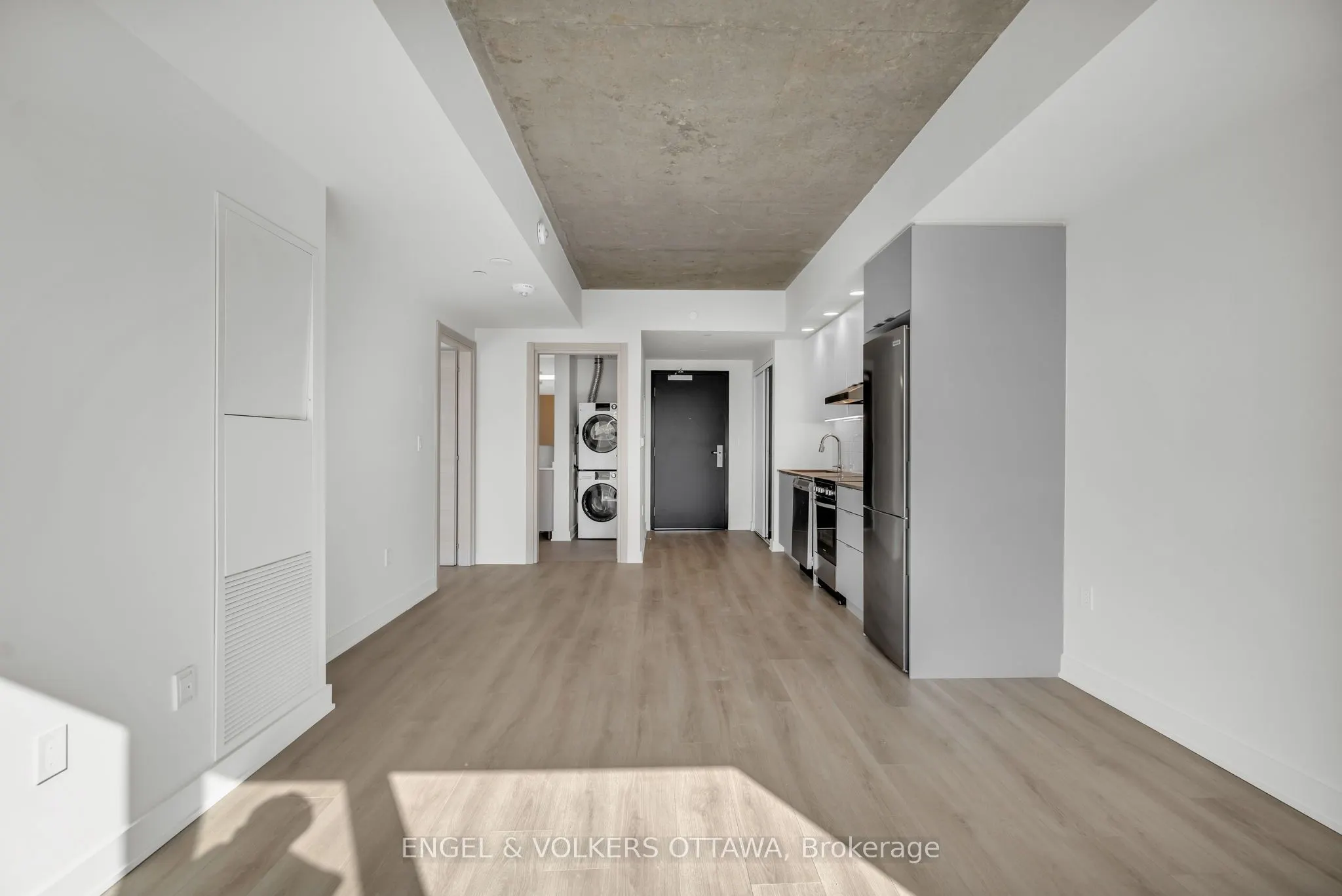 199 Rideau Street, #2411