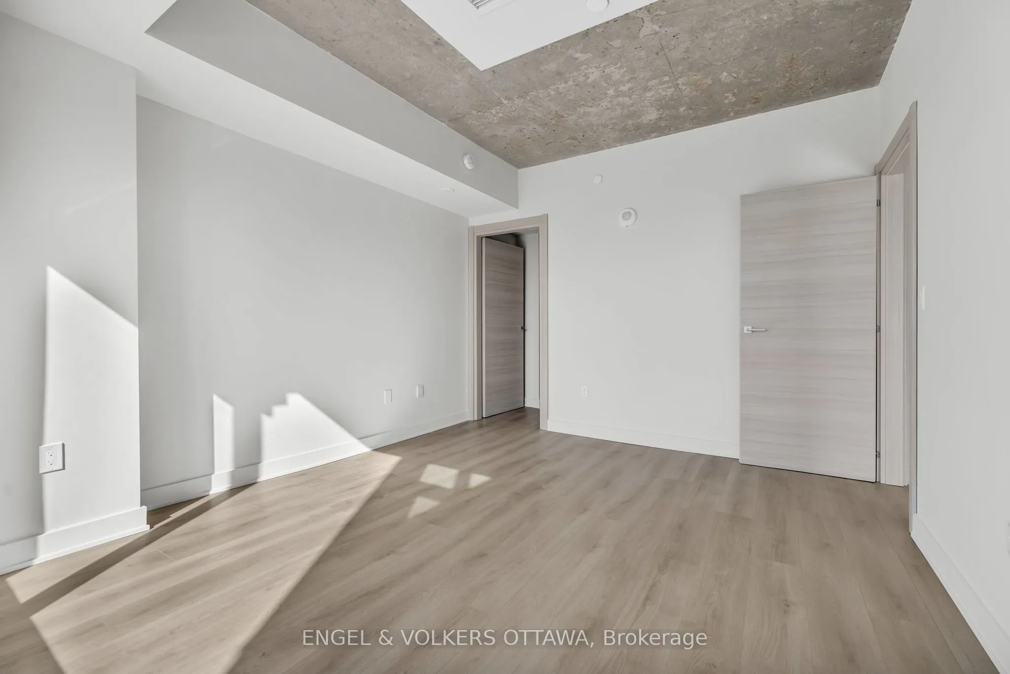 199 Rideau Street, #2411