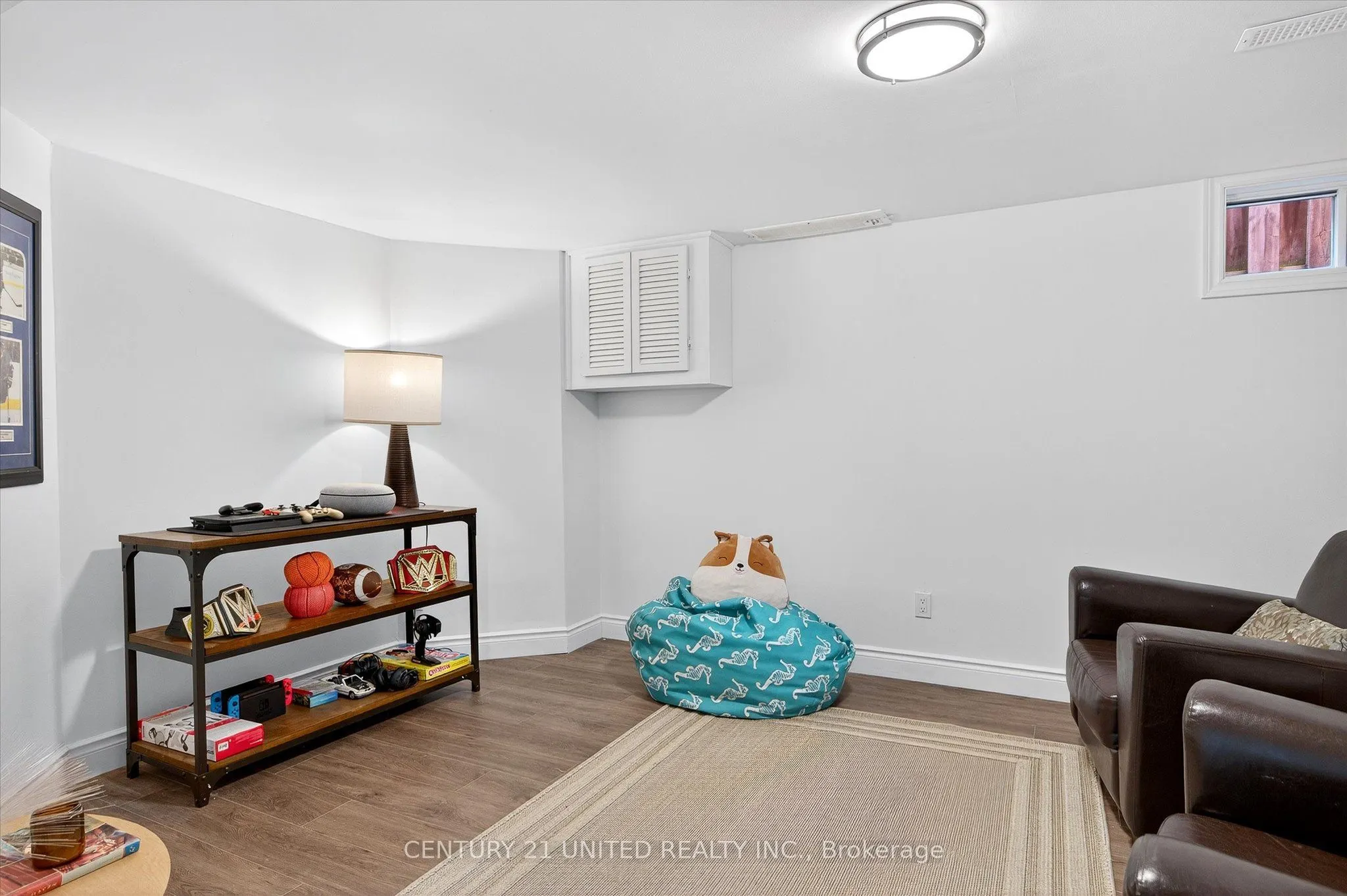 1309 Scollard Drive