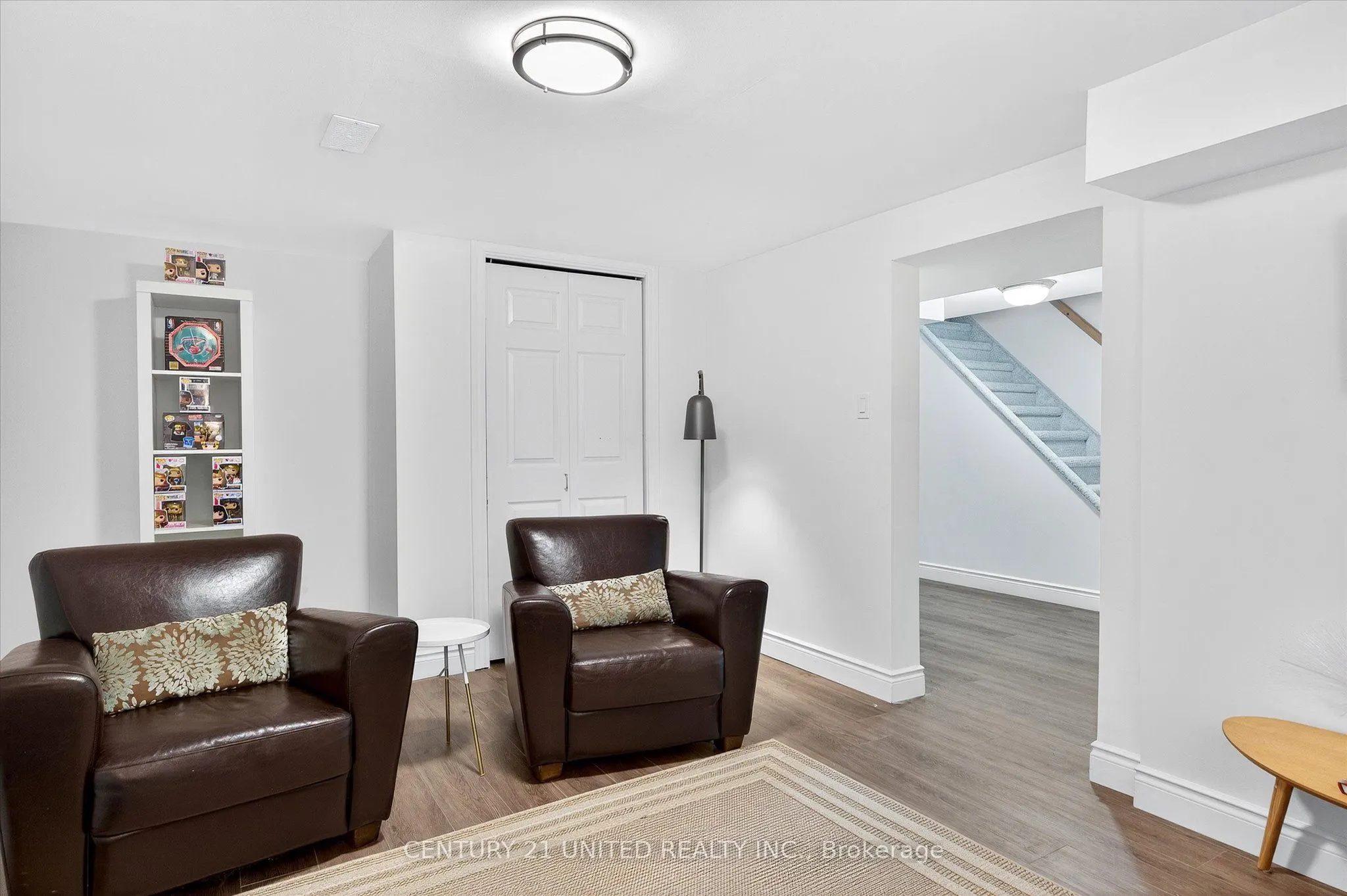 1309 Scollard Drive