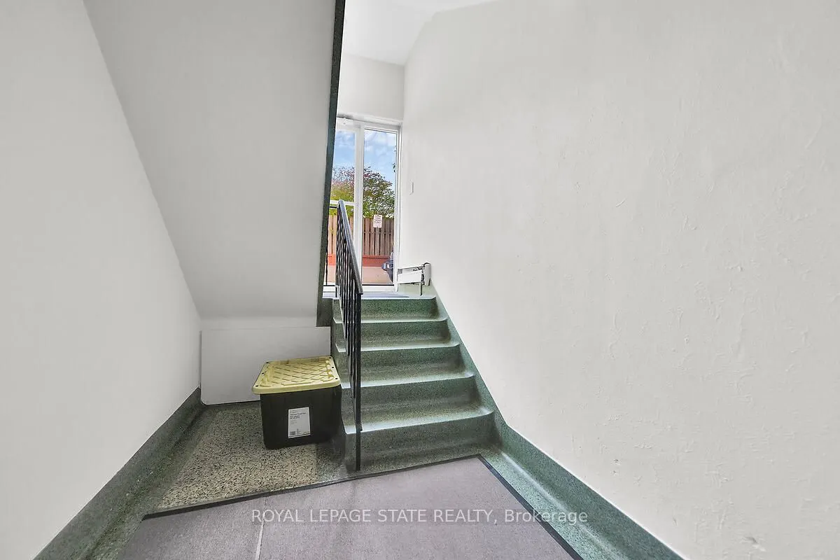 9 Grant Boulevard, #107
