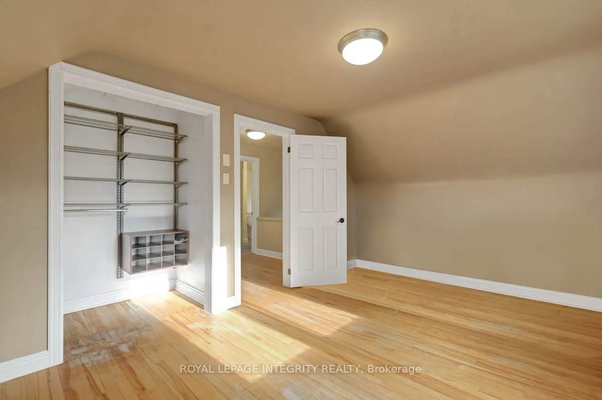 348 Lafontaine Avenue