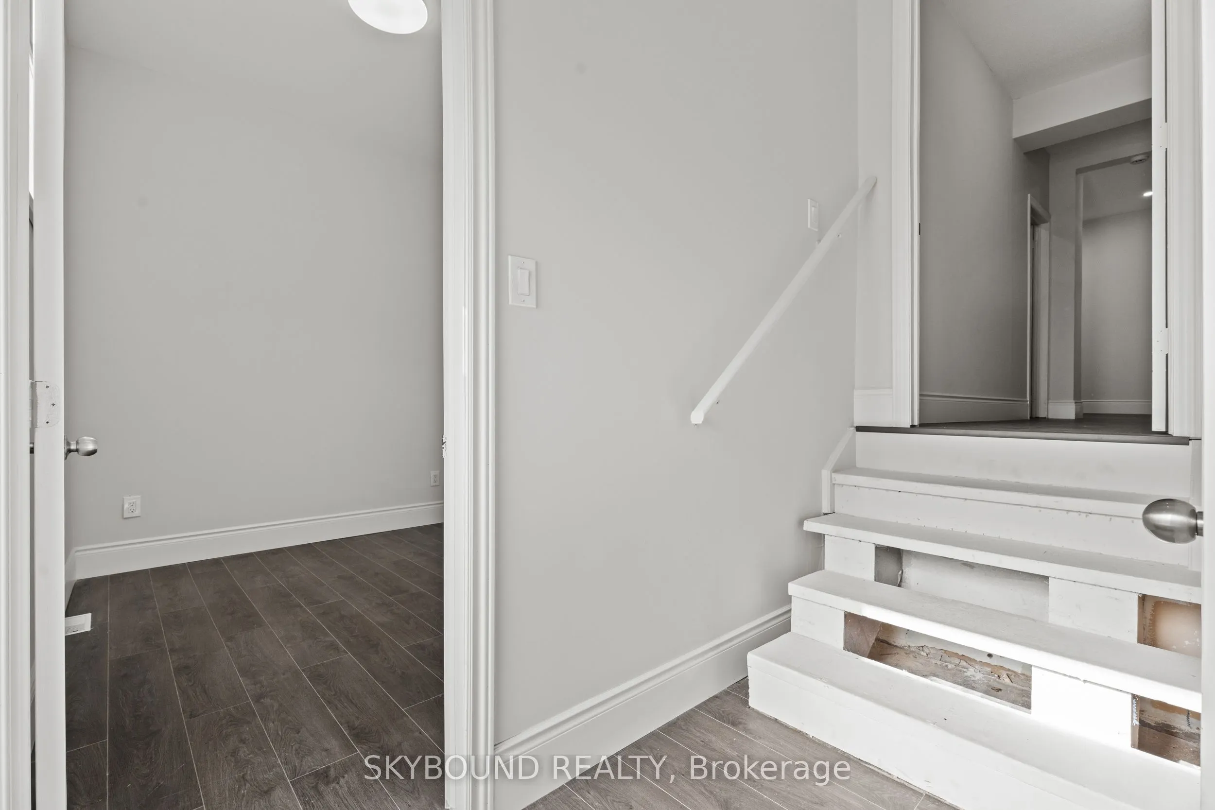 65 Colborne Street W