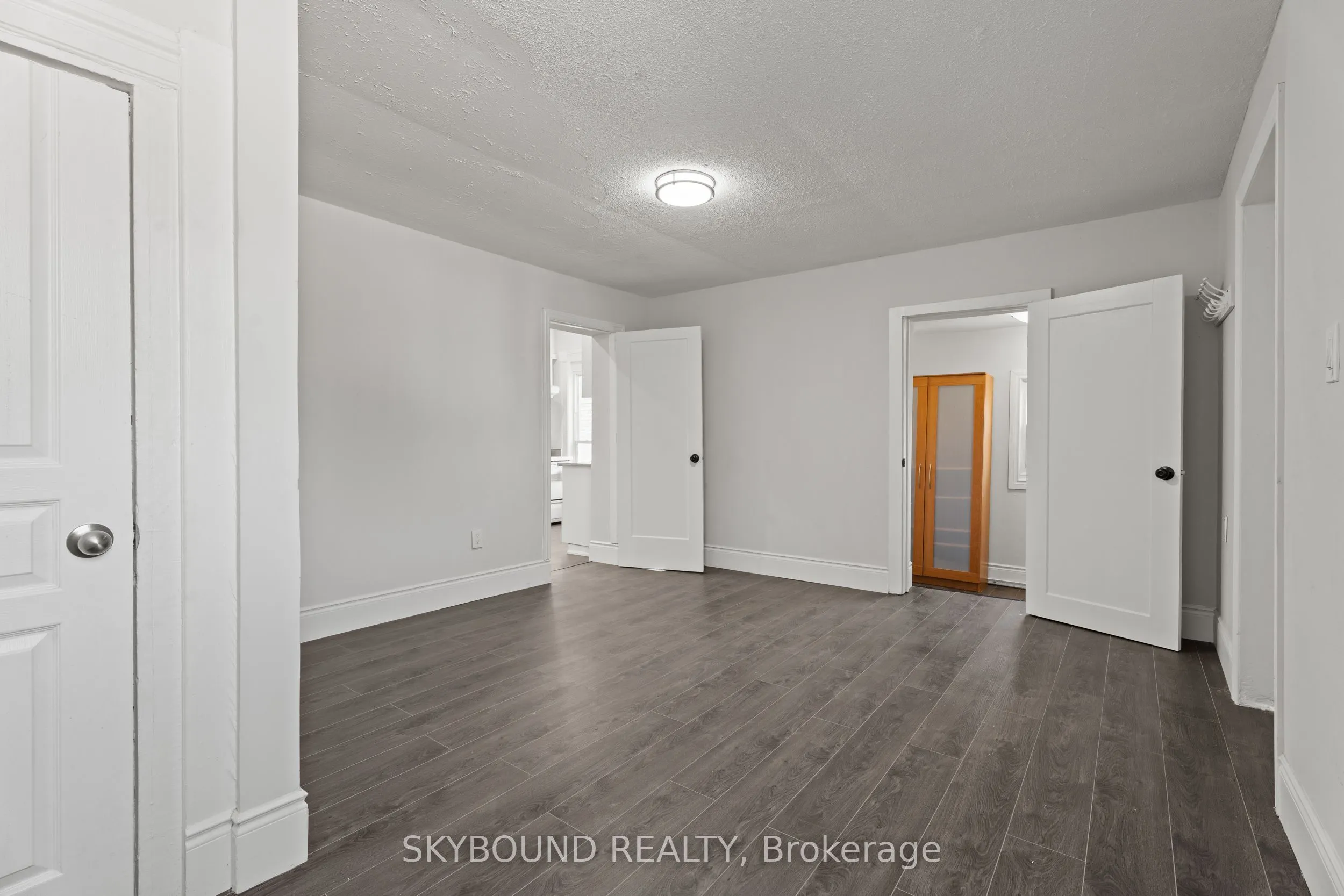 65 Colborne Street W