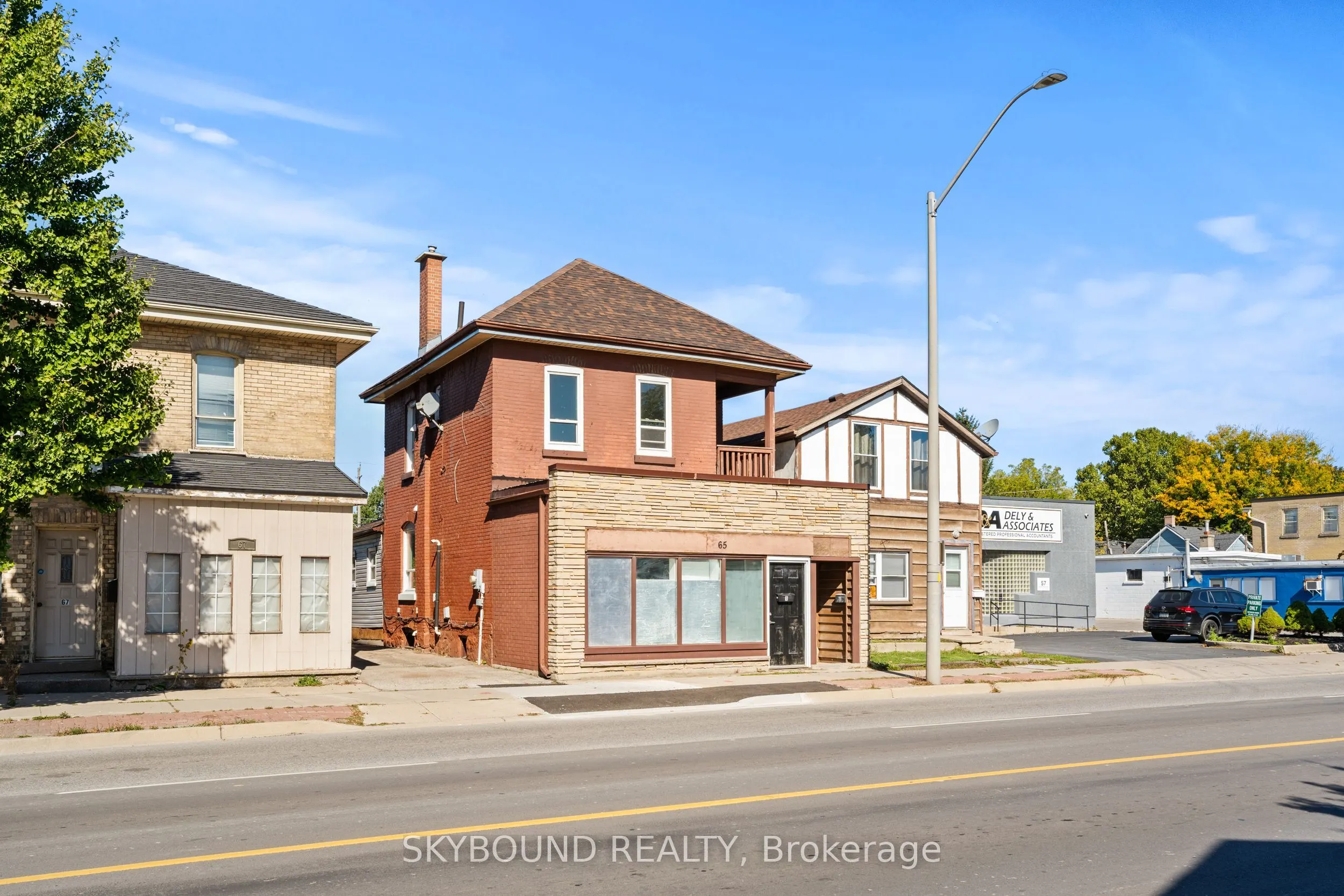 65 Colborne Street W
