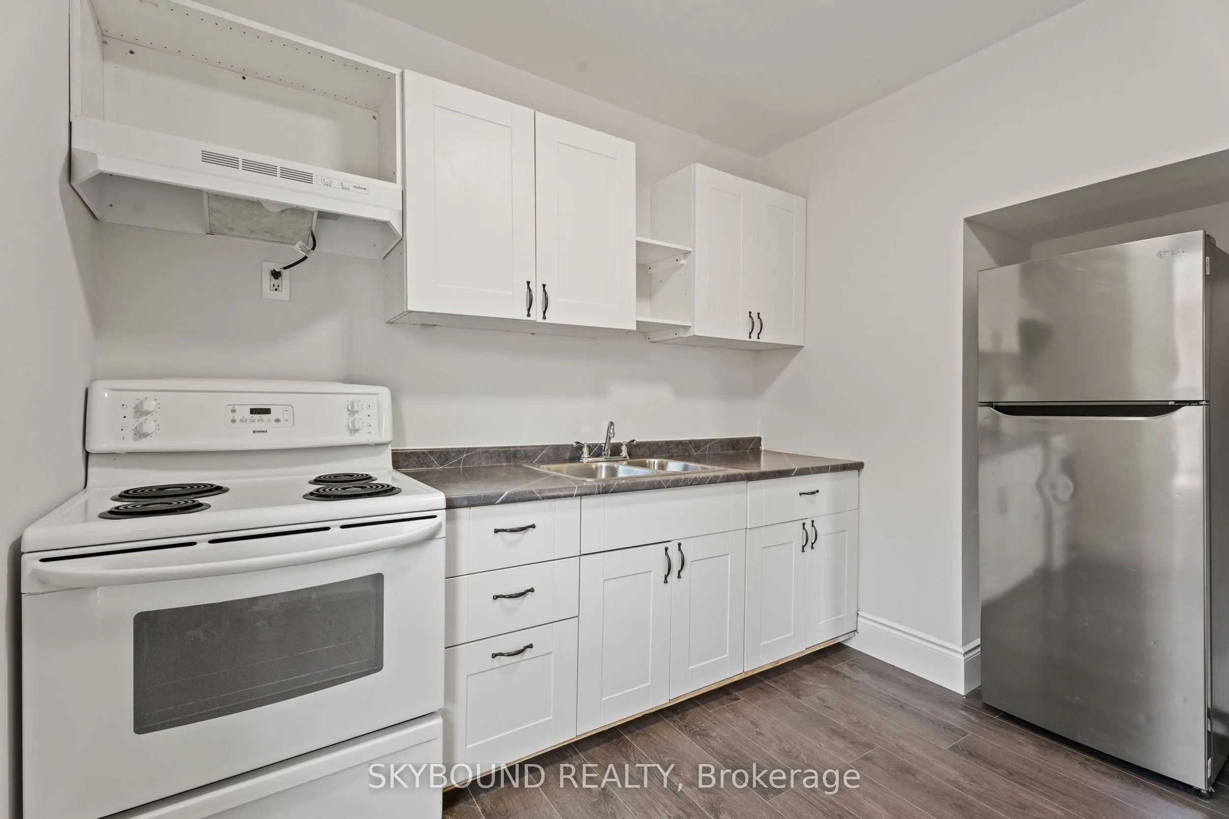65 Colborne Street W
