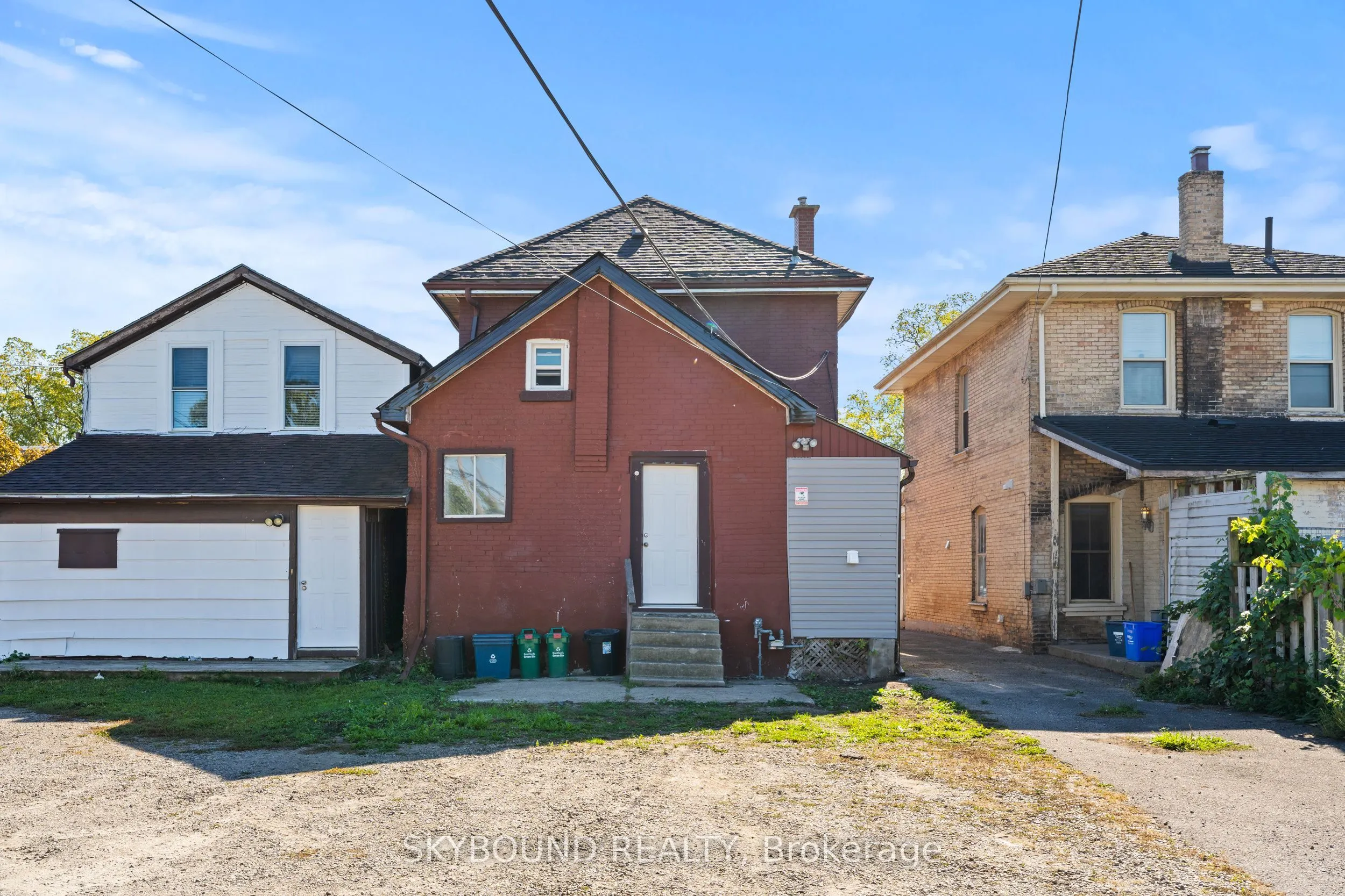 65 Colborne Street W