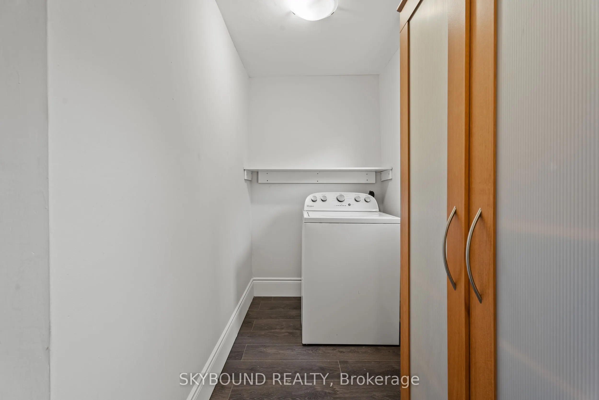 65 Colborne Street W