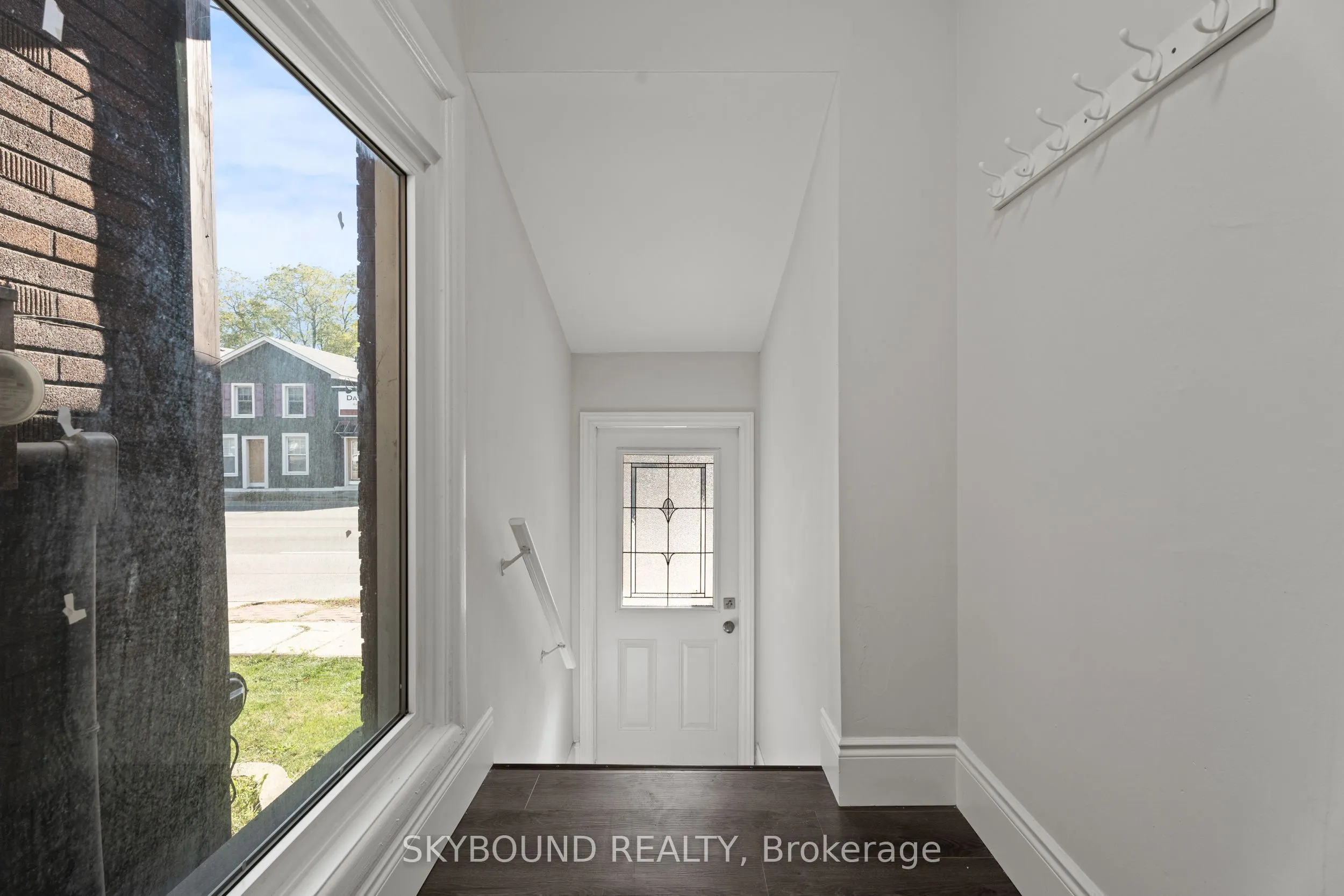 65 Colborne Street W