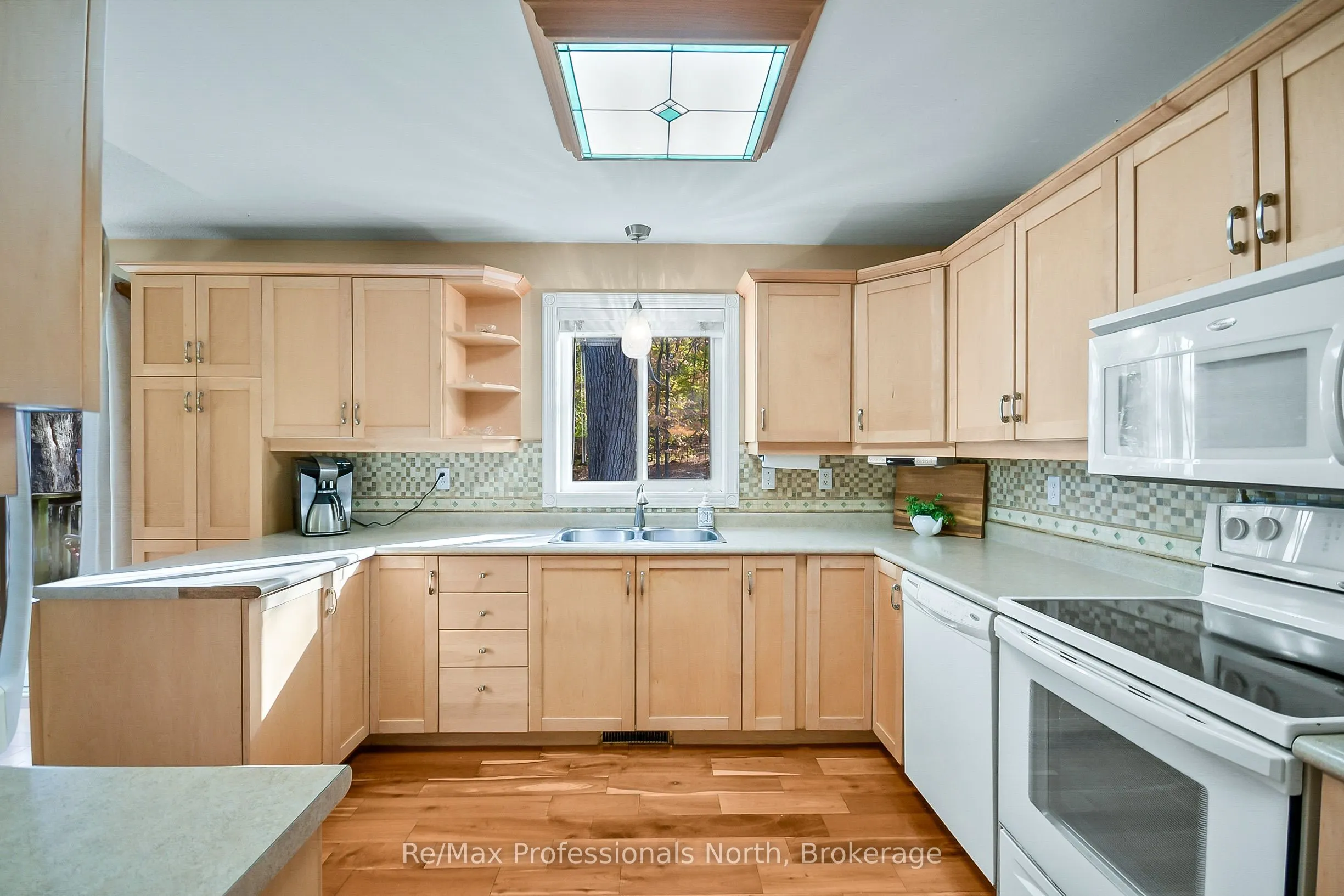 1200 MUSKOKA Road N