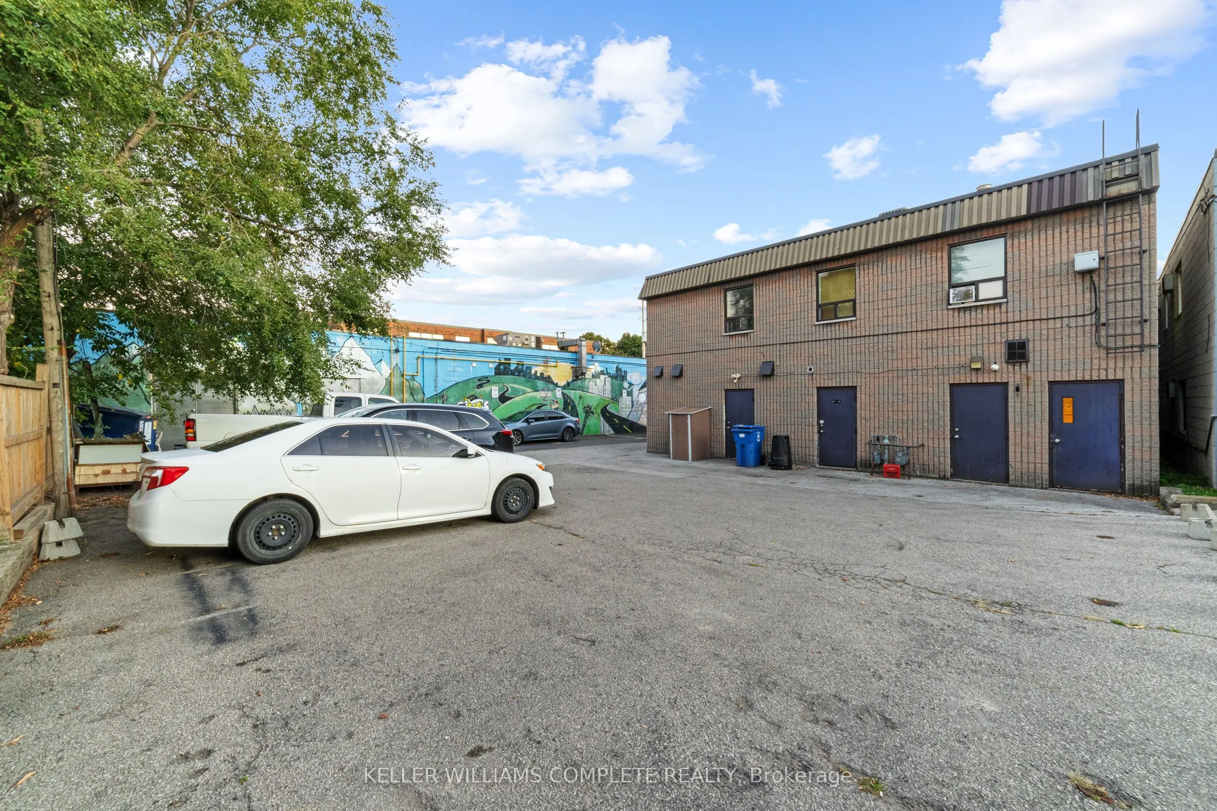 445 Concession Street
