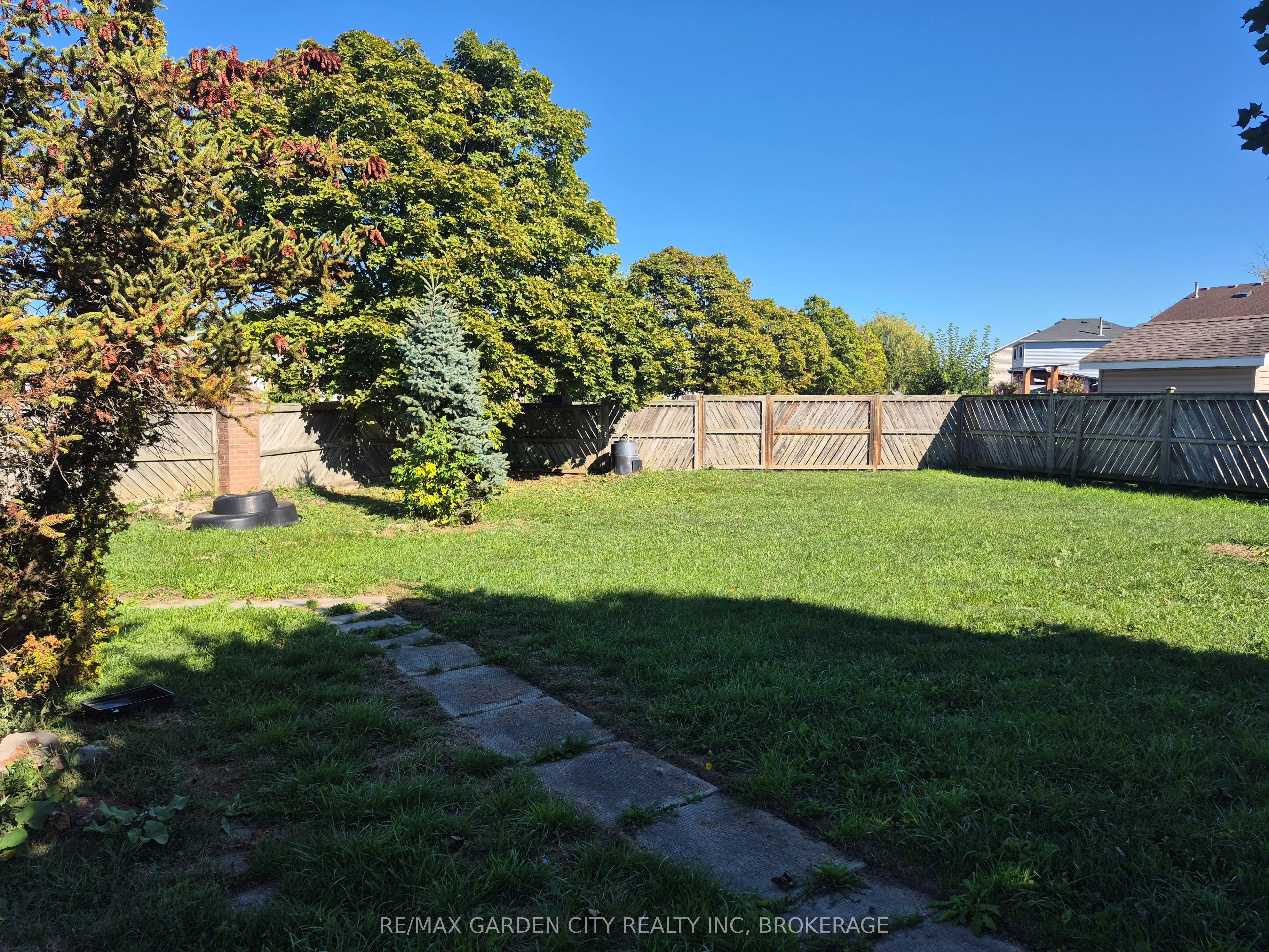 74 Commerford Street