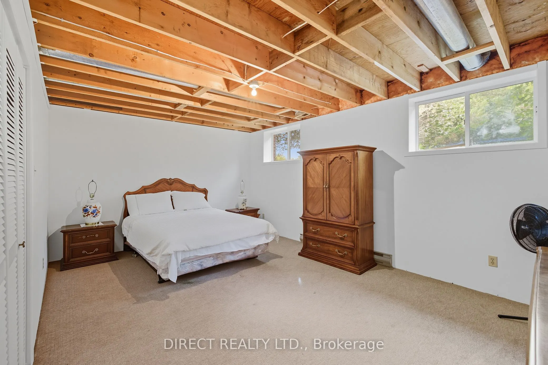 15753 Loyalist Parkway