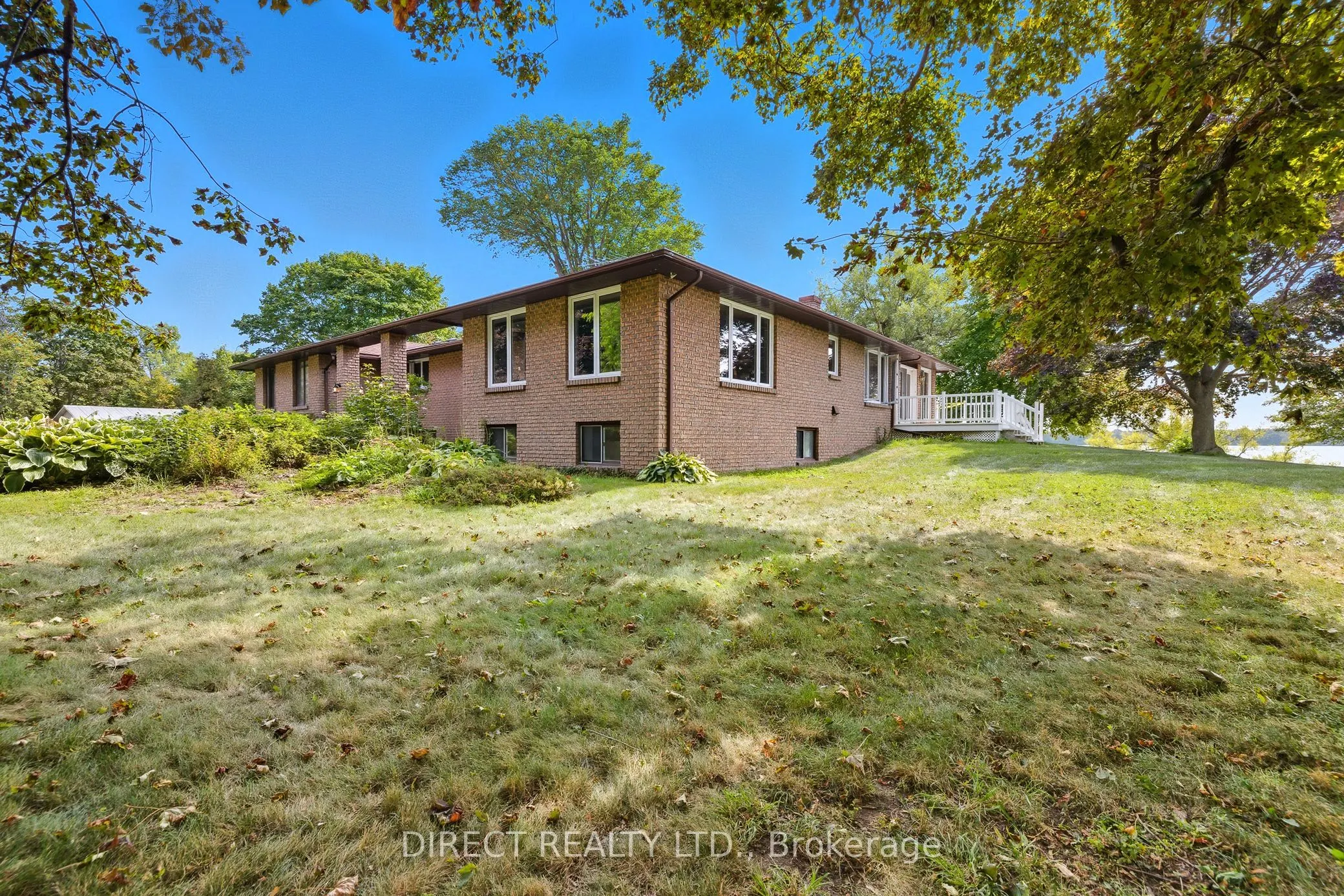 15753 Loyalist Parkway