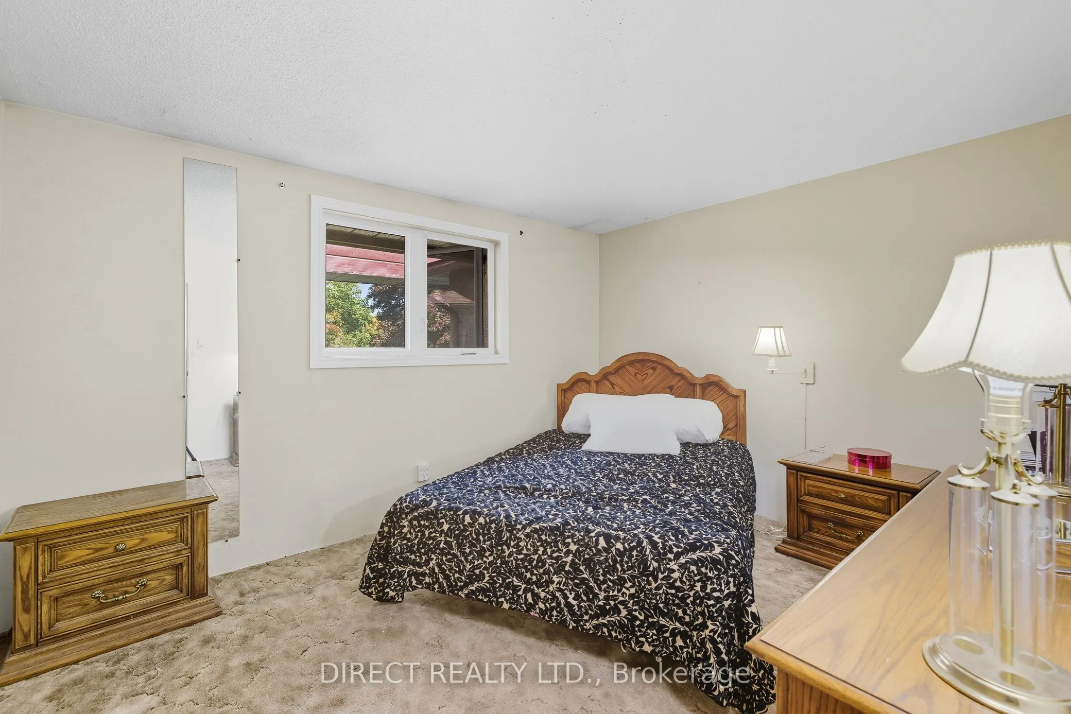 15753 Loyalist Parkway