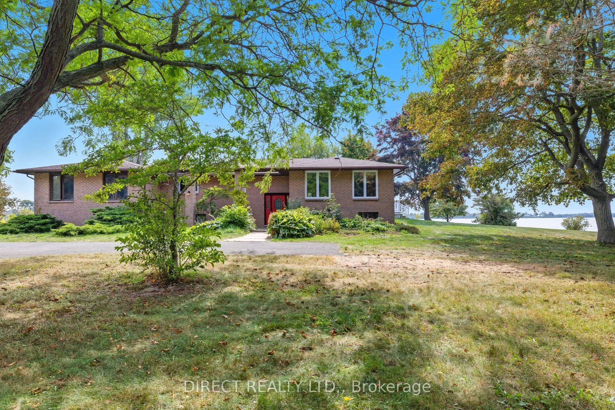 15753 Loyalist Parkway