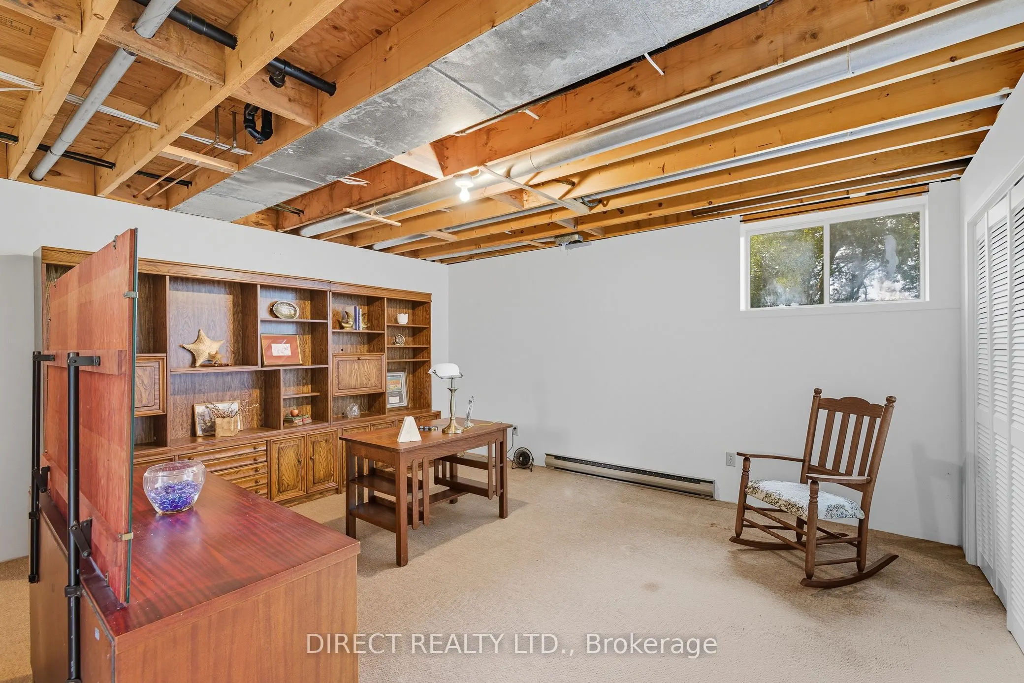 15753 Loyalist Parkway