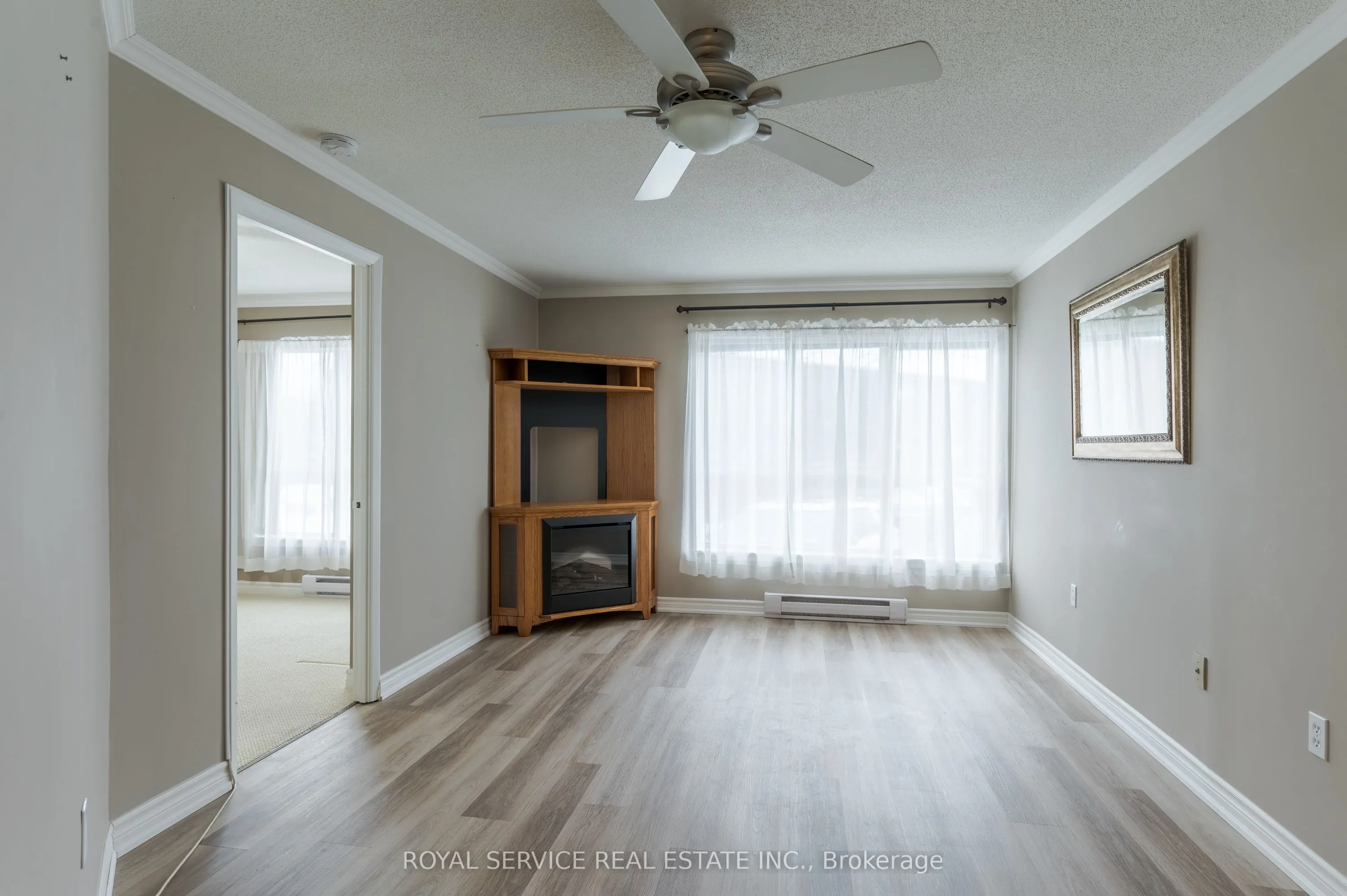 921 Armour Road, #215