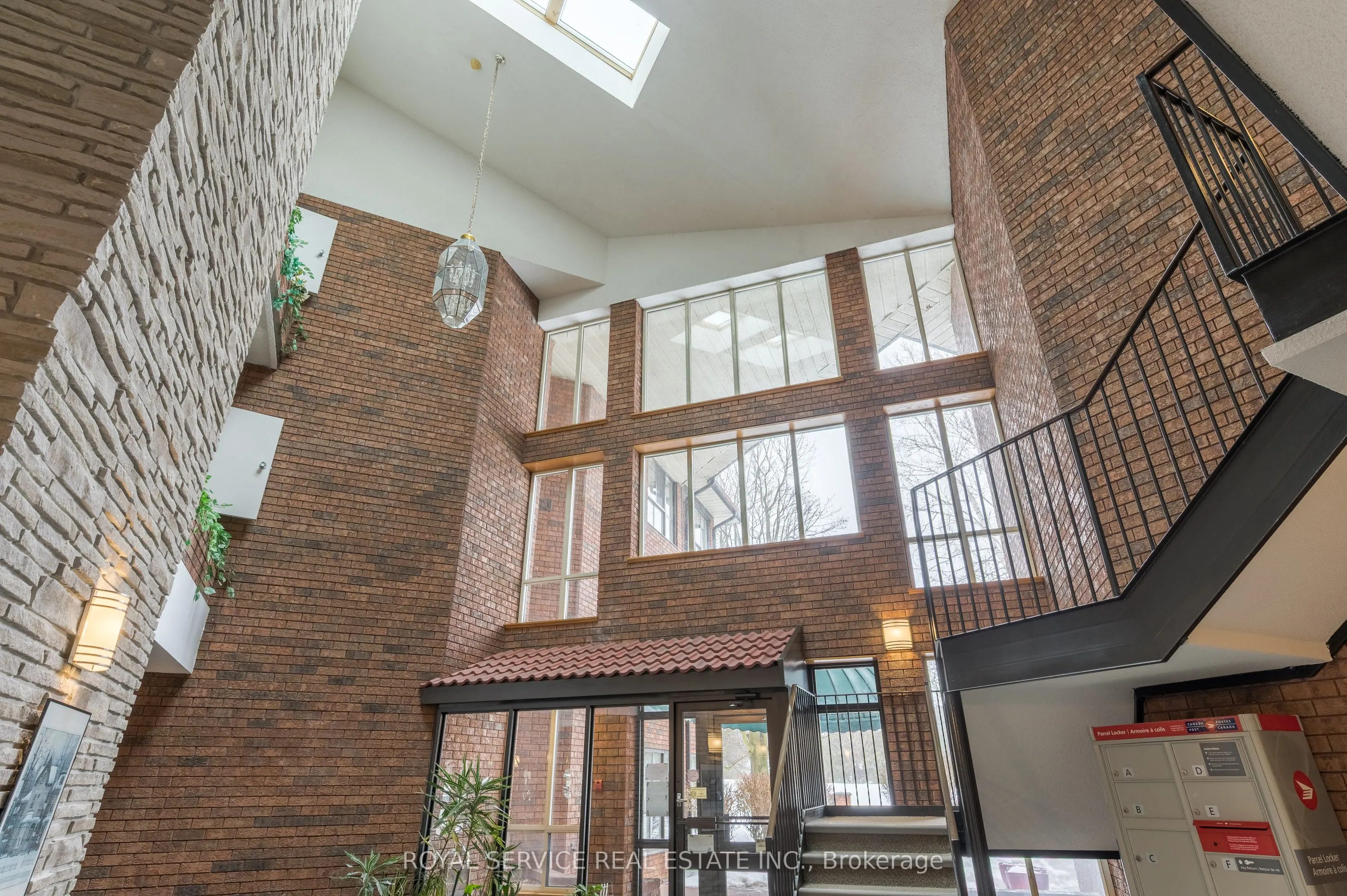 921 Armour Road, #215