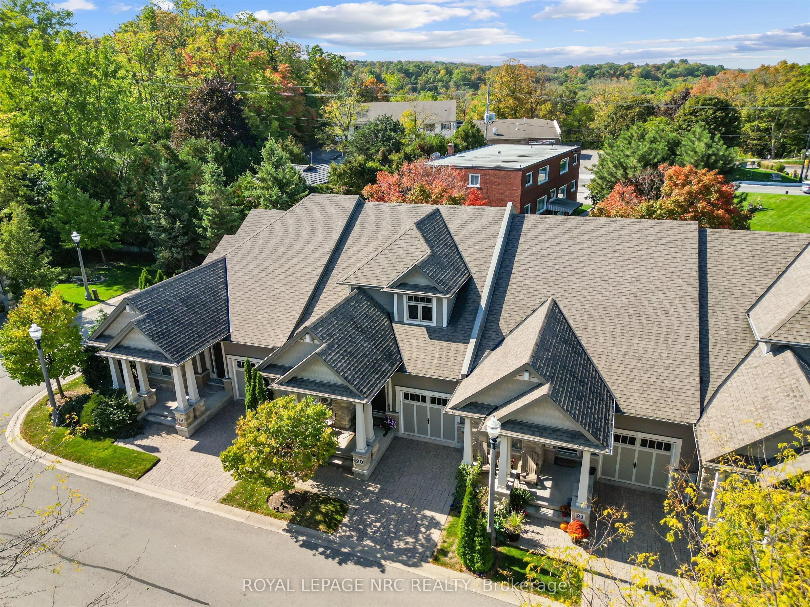2880 King Street, #20