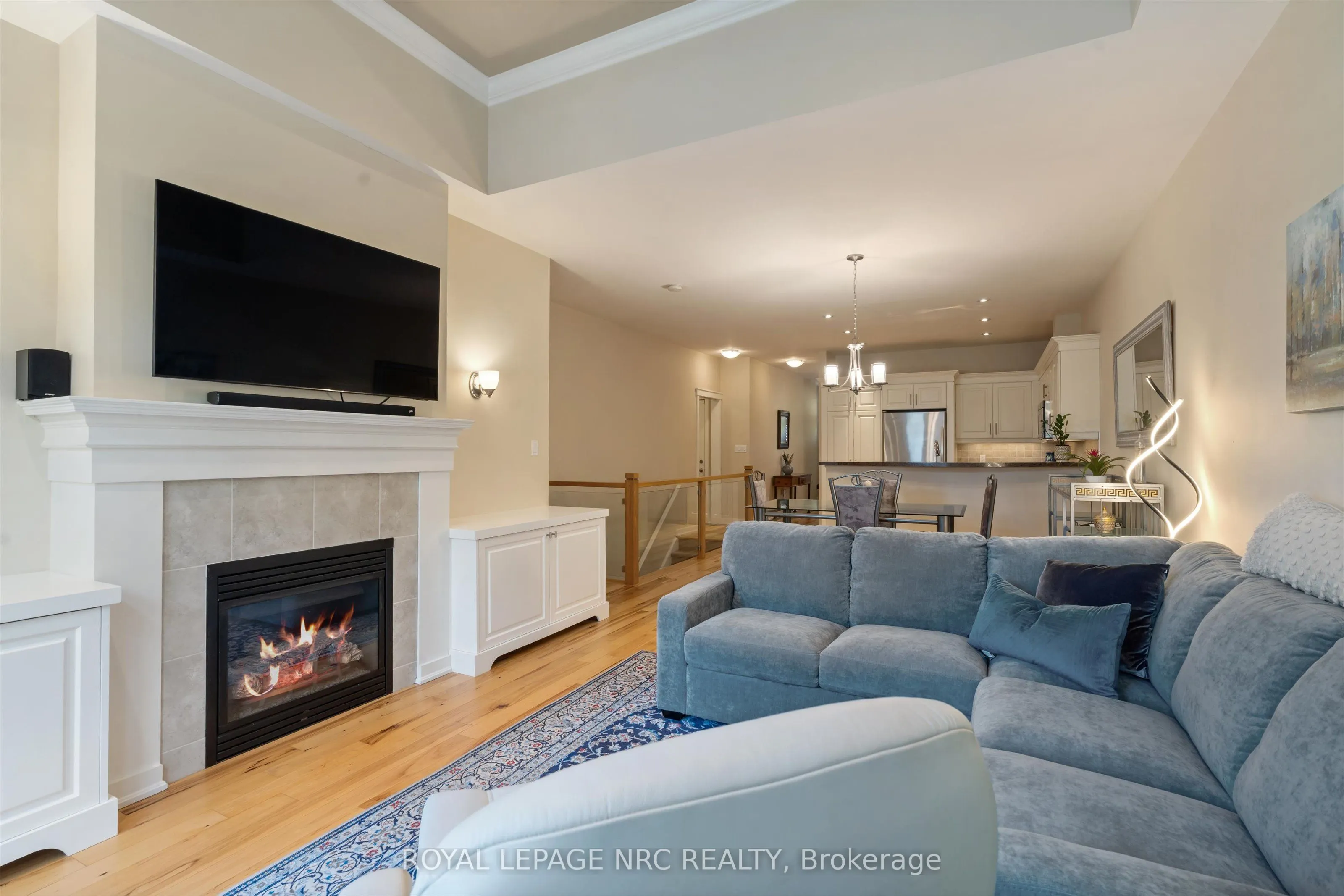 2880 King Street, #20