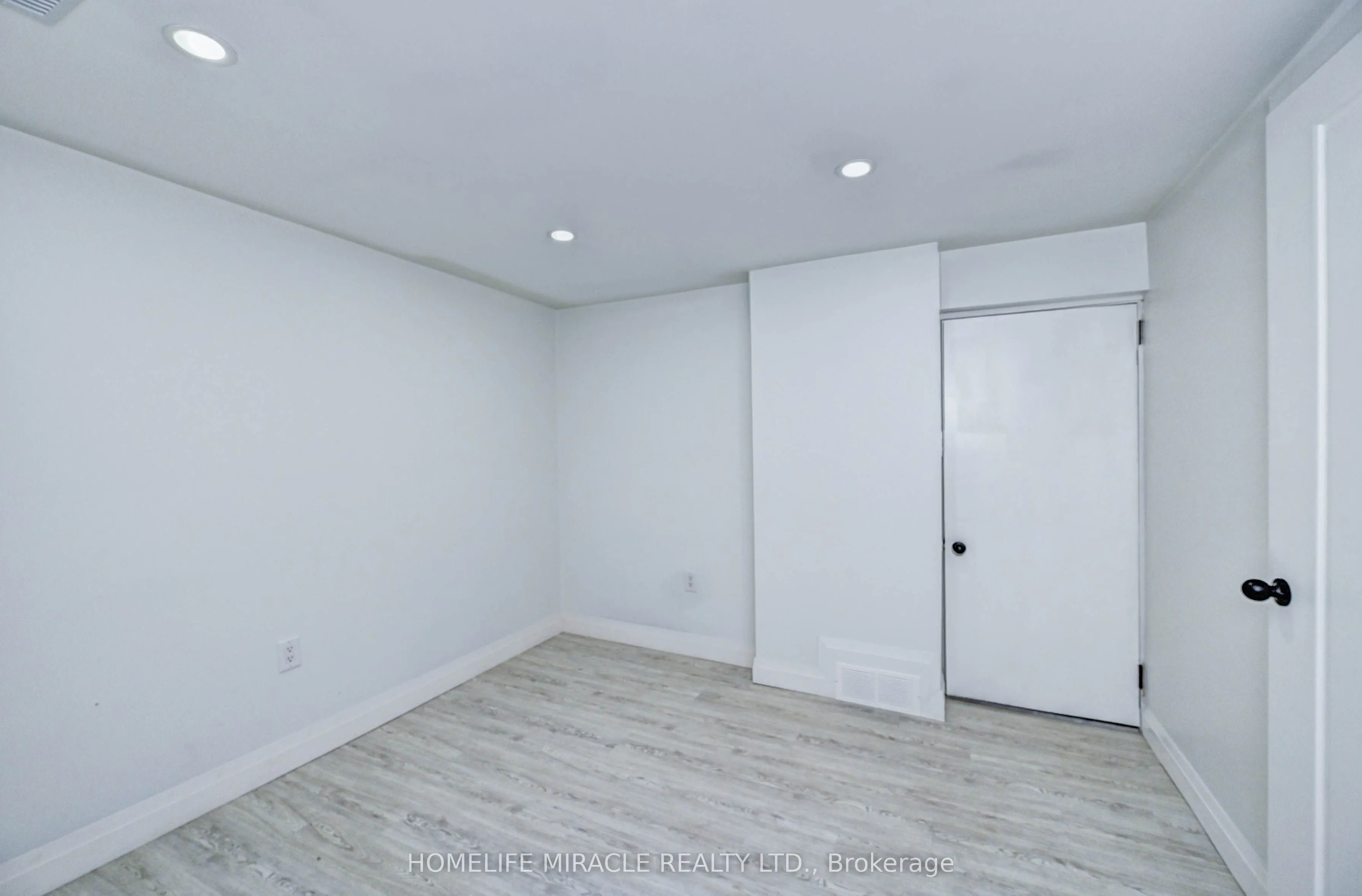 38 Broadview Avenue