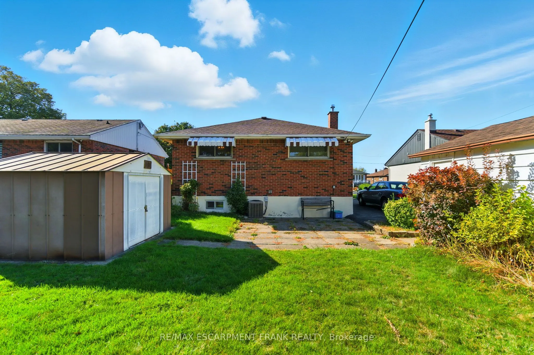 27 Warren Avenue