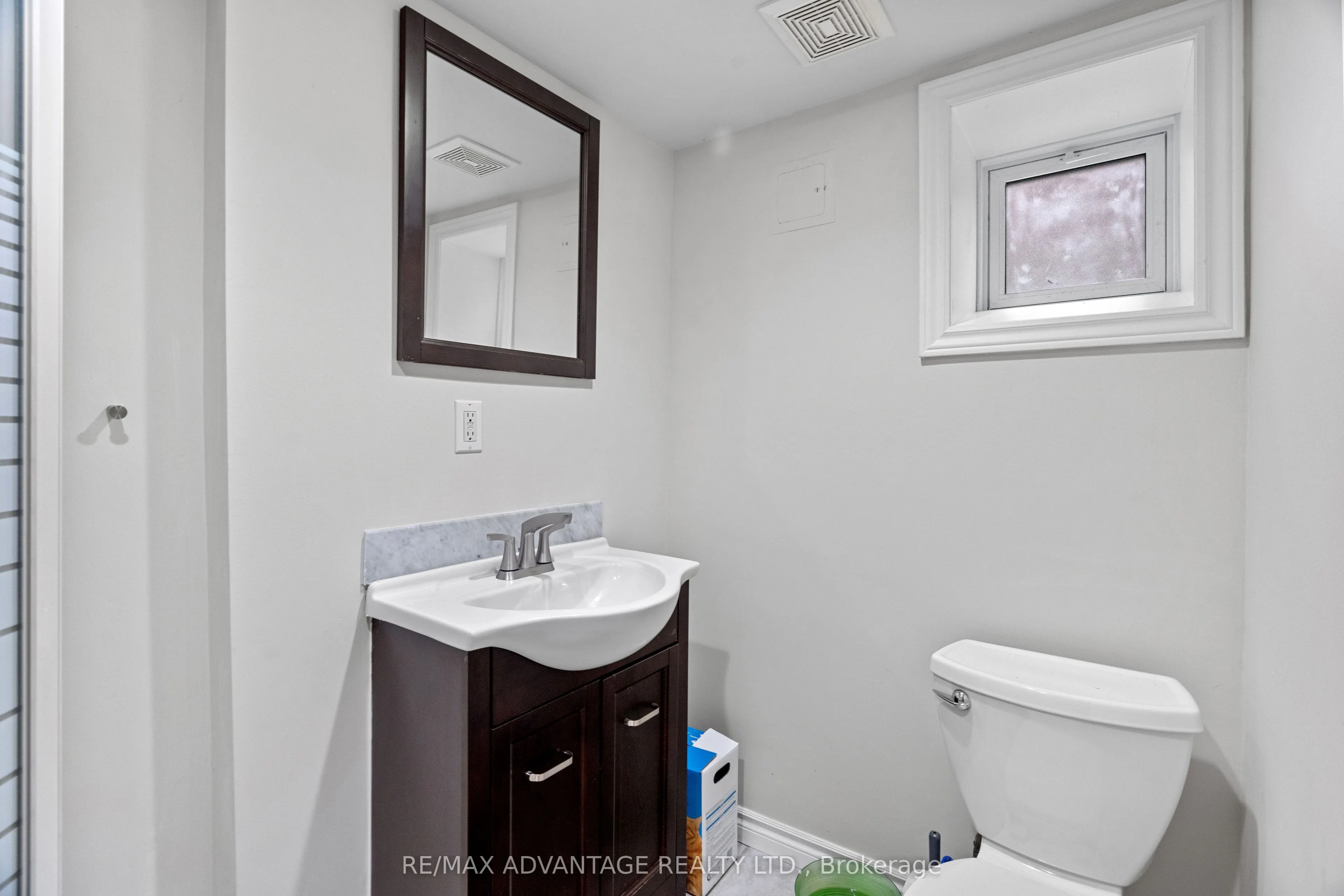 52 Beattie Avenue N