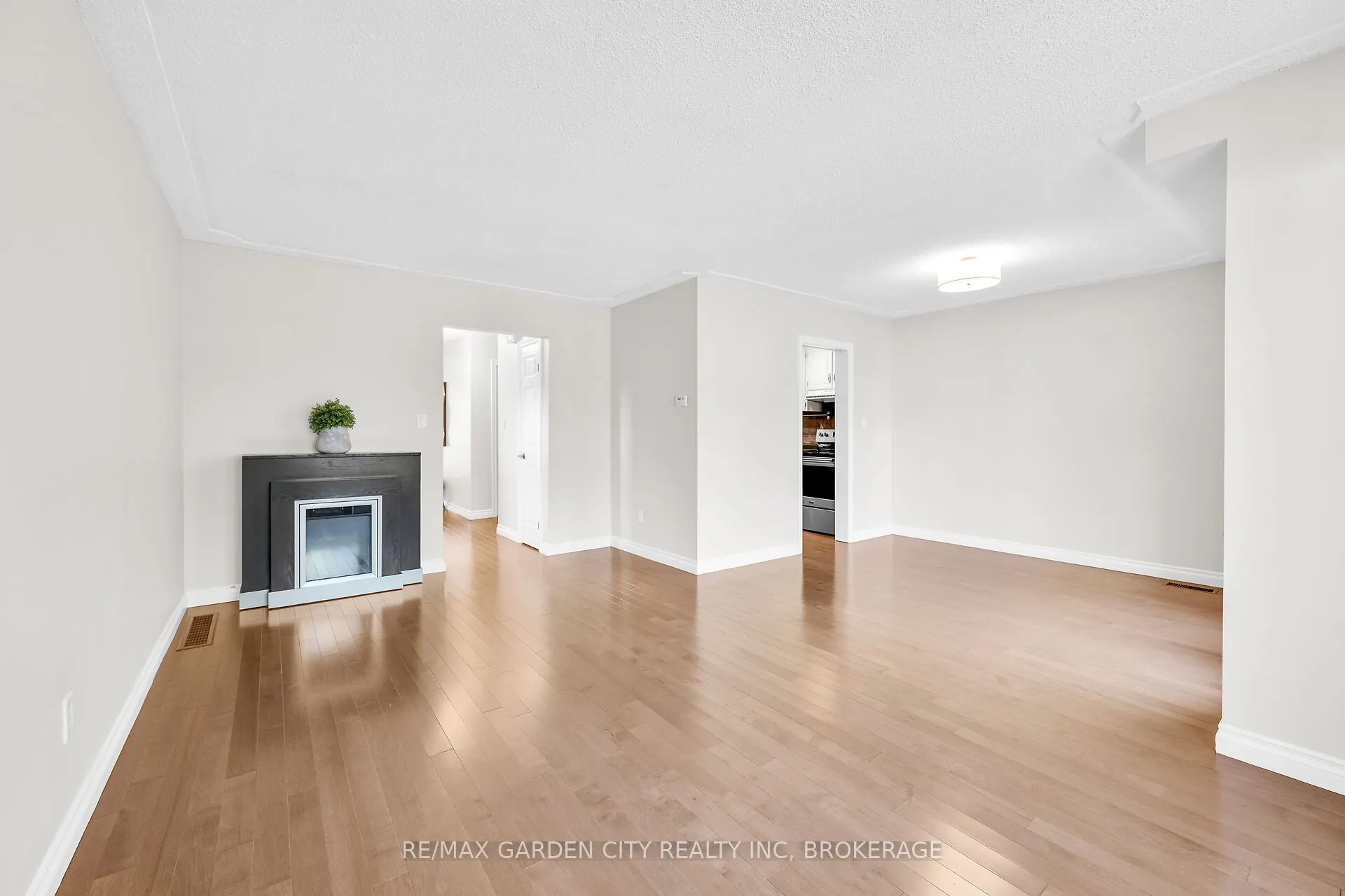 82 Terrace Avenue