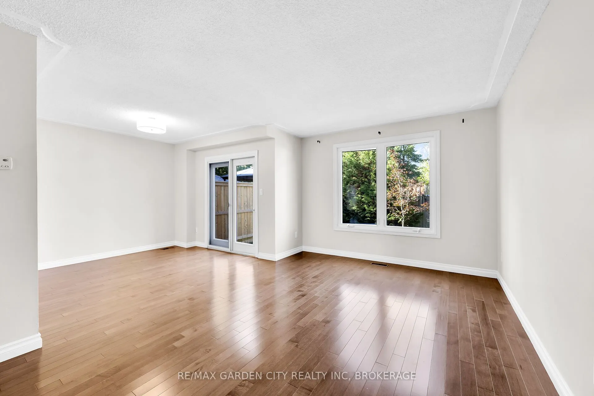 82 Terrace Avenue
