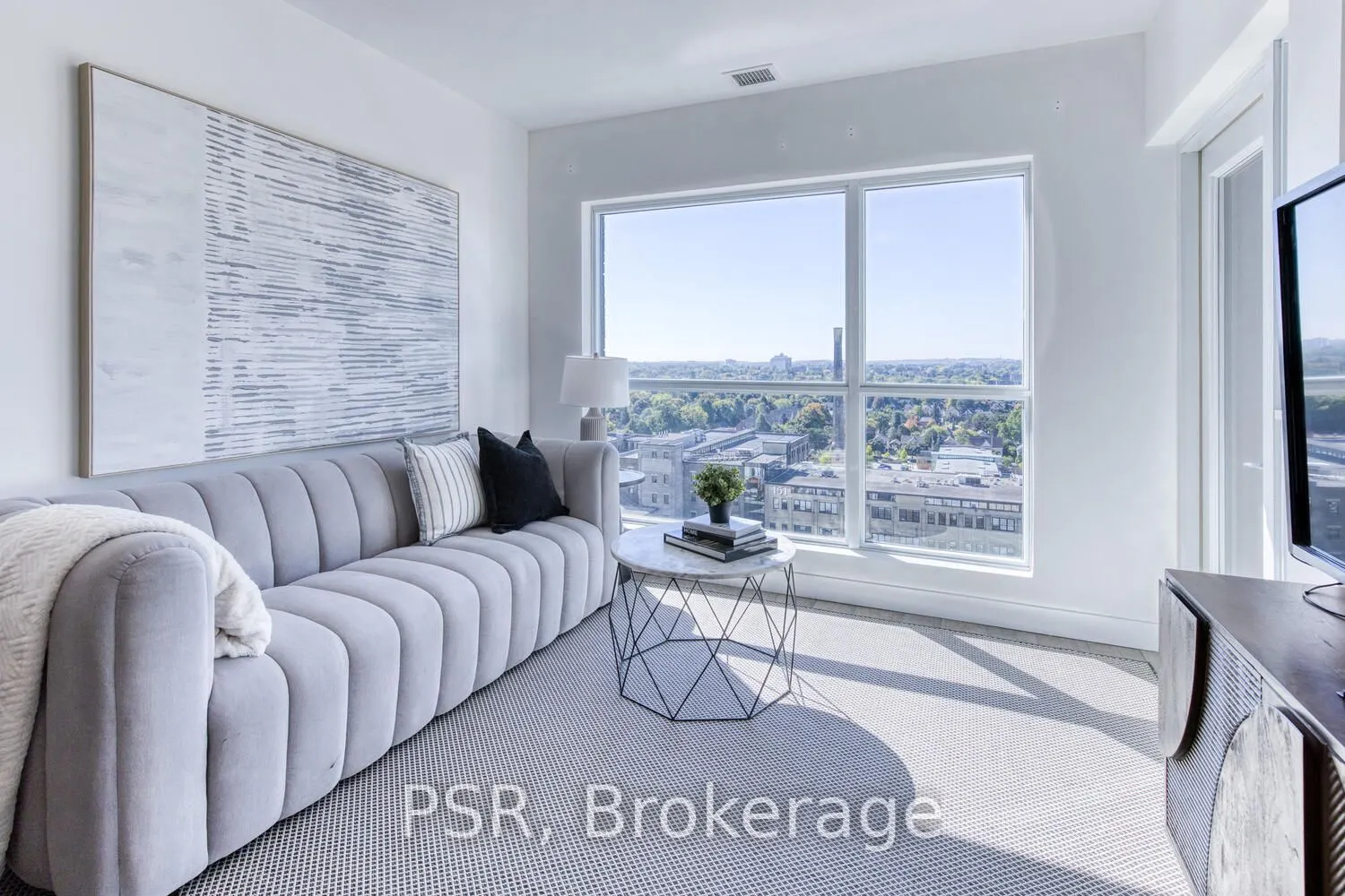 1 Victoria Street S, #1205